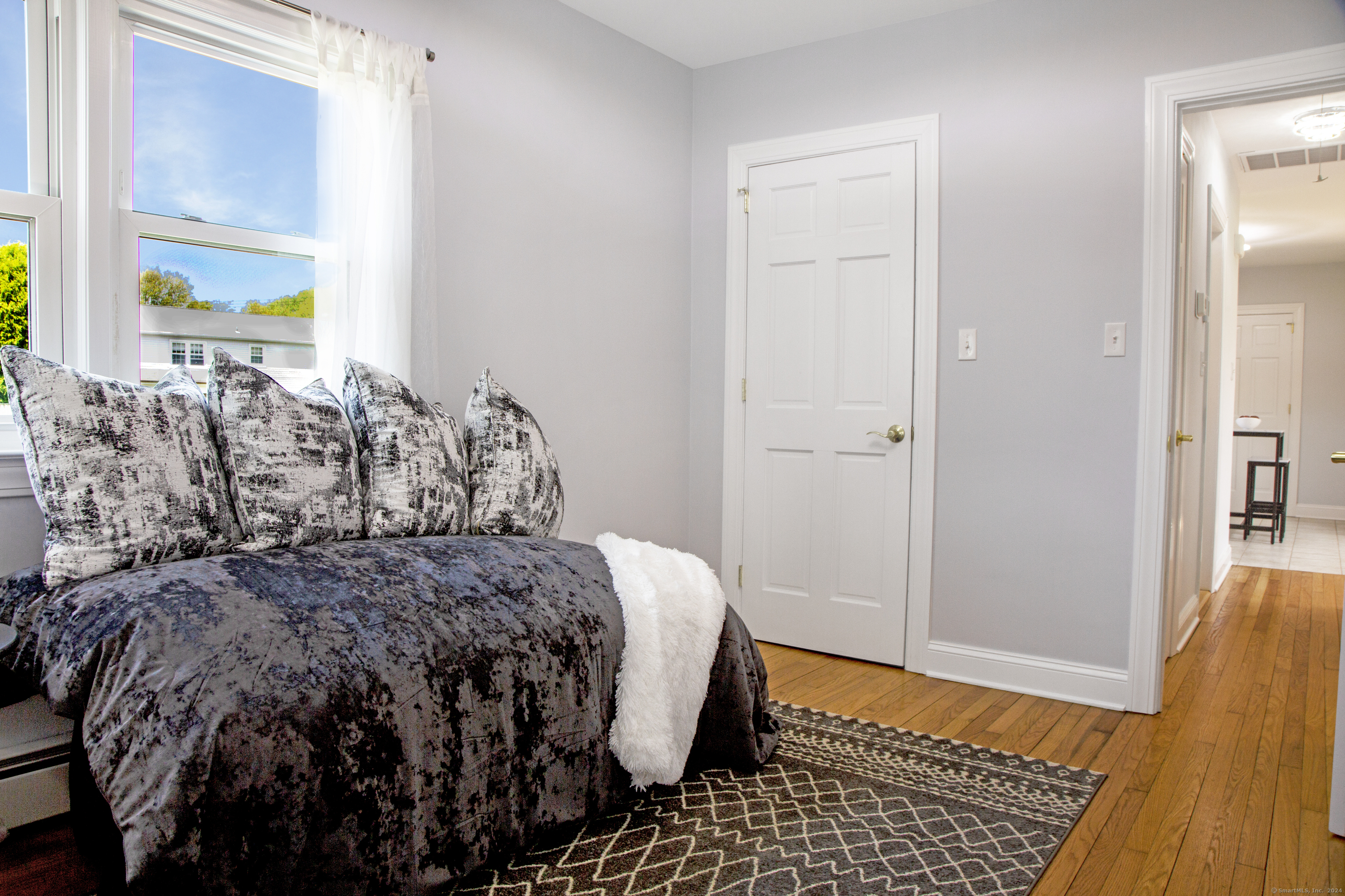 21 Nehantic Trail