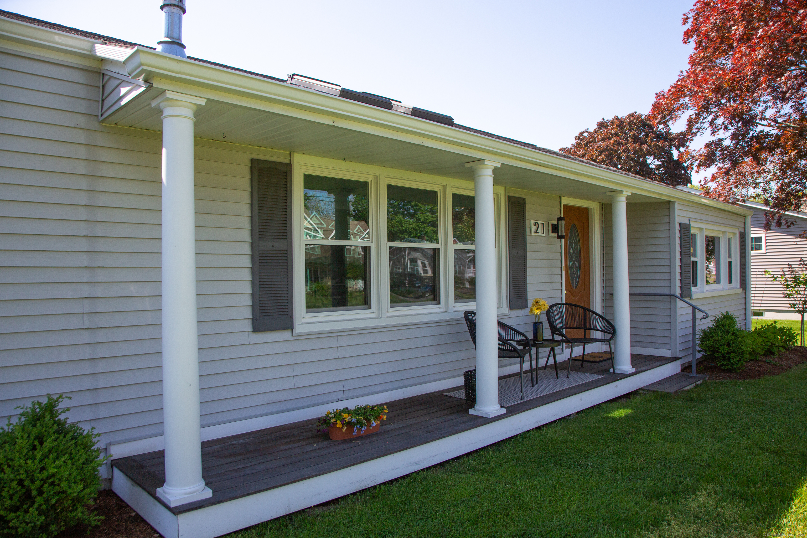 21 Nehantic Trail