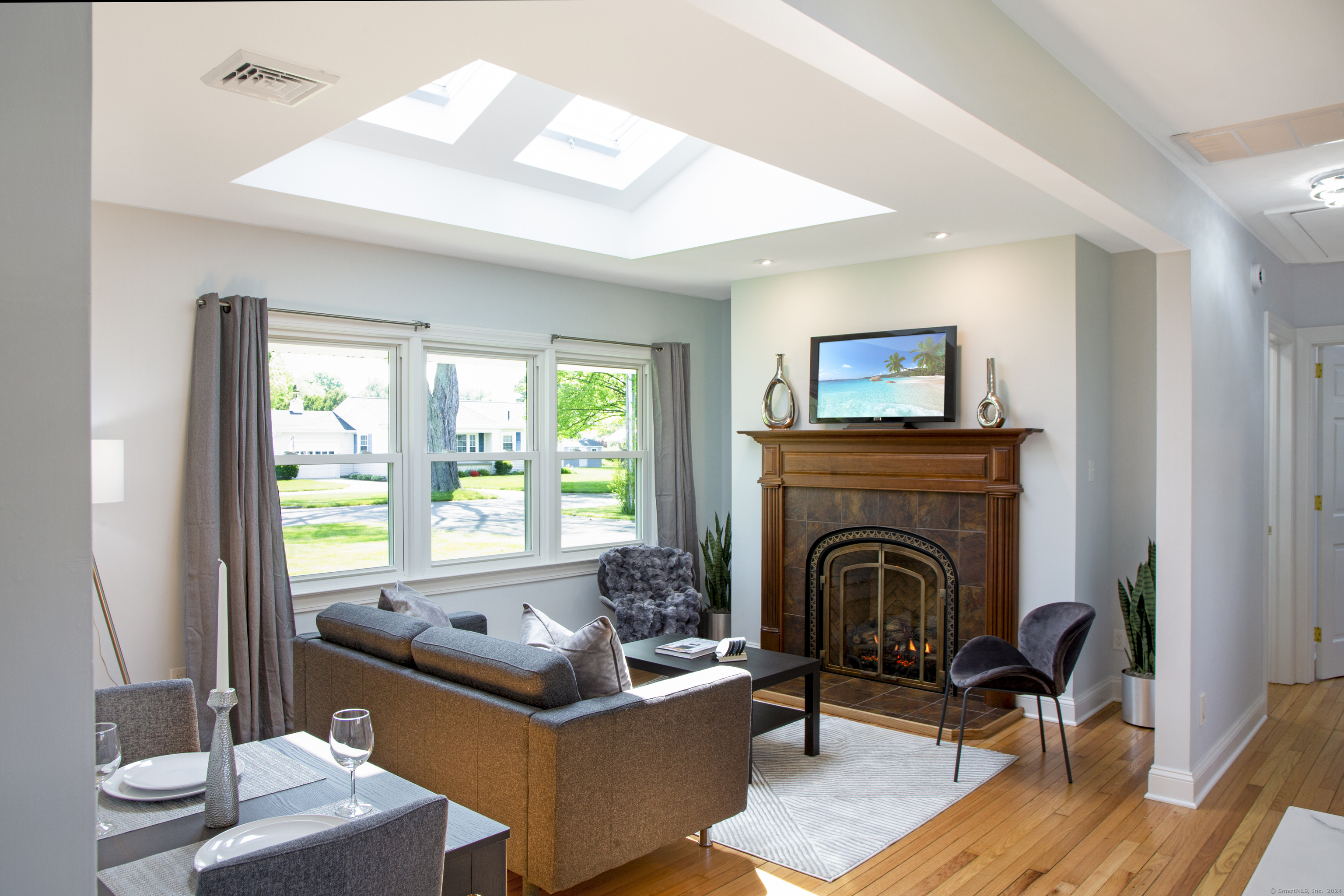 21 Nehantic Trail