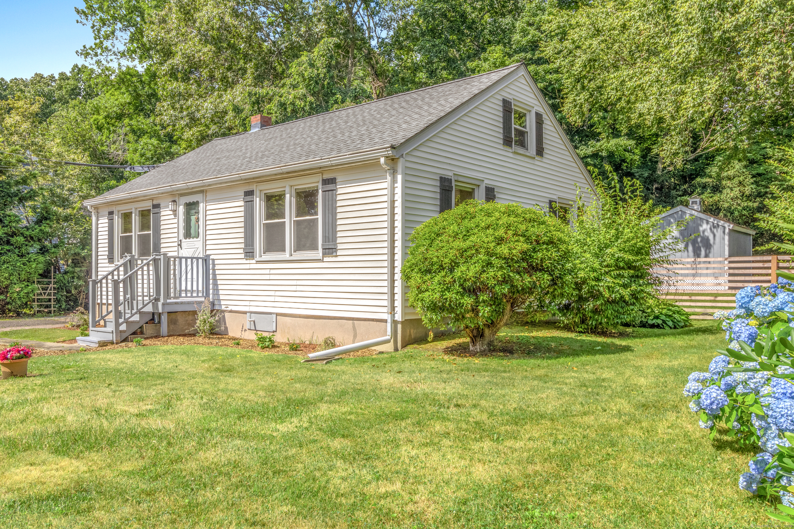 21 Rocky Ledge Drive