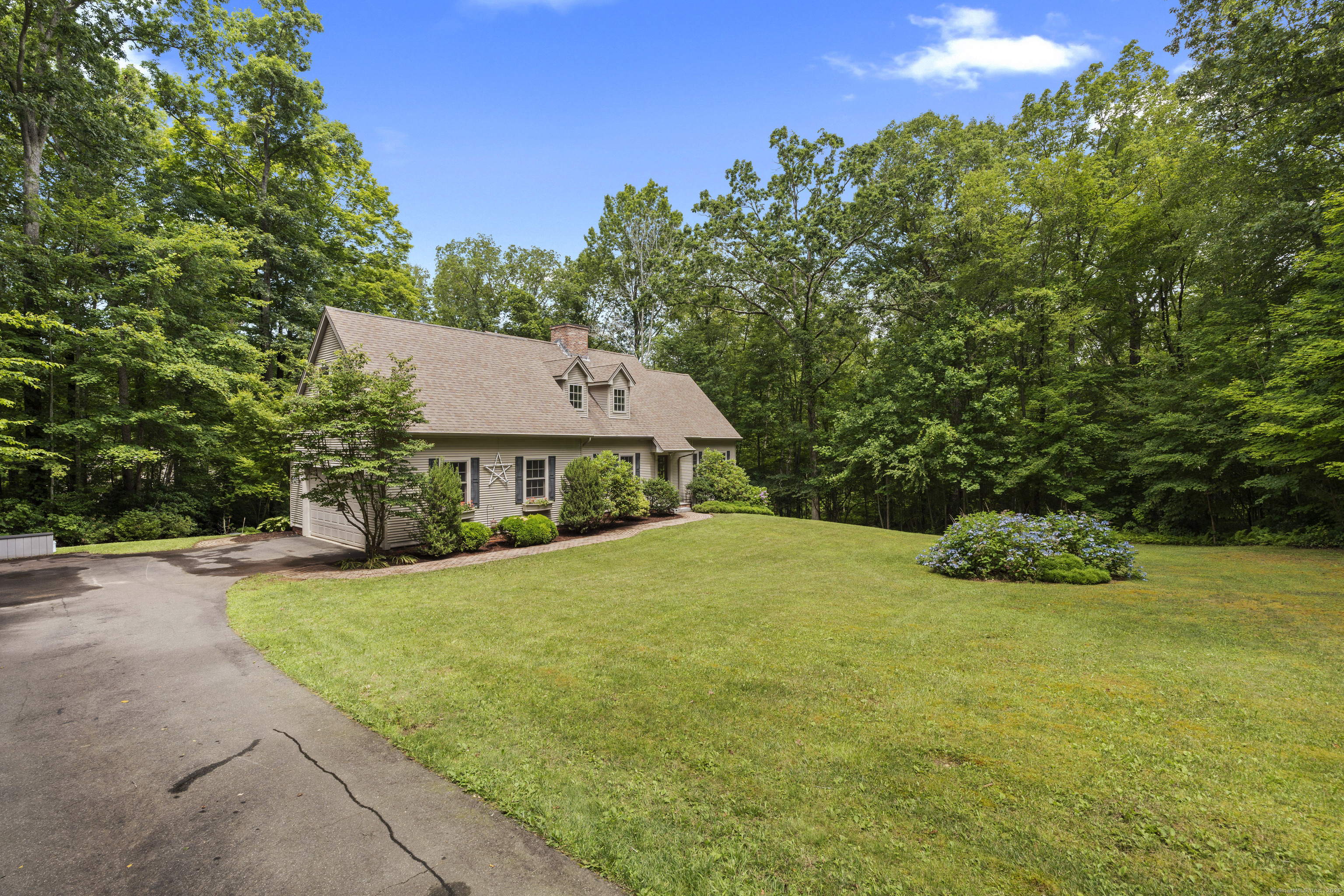 28 Hoop Pole Hill Road