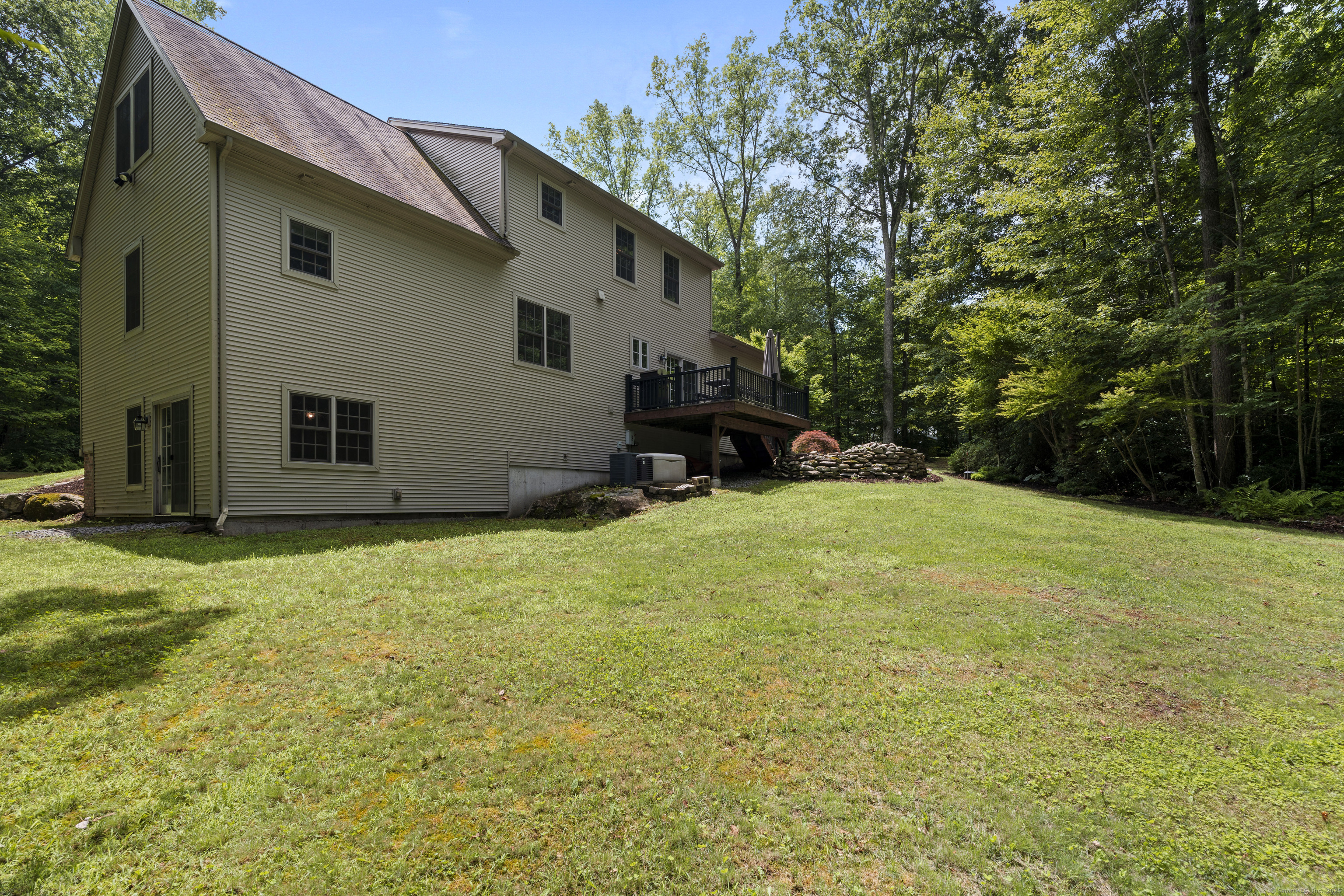 28 Hoop Pole Hill Road