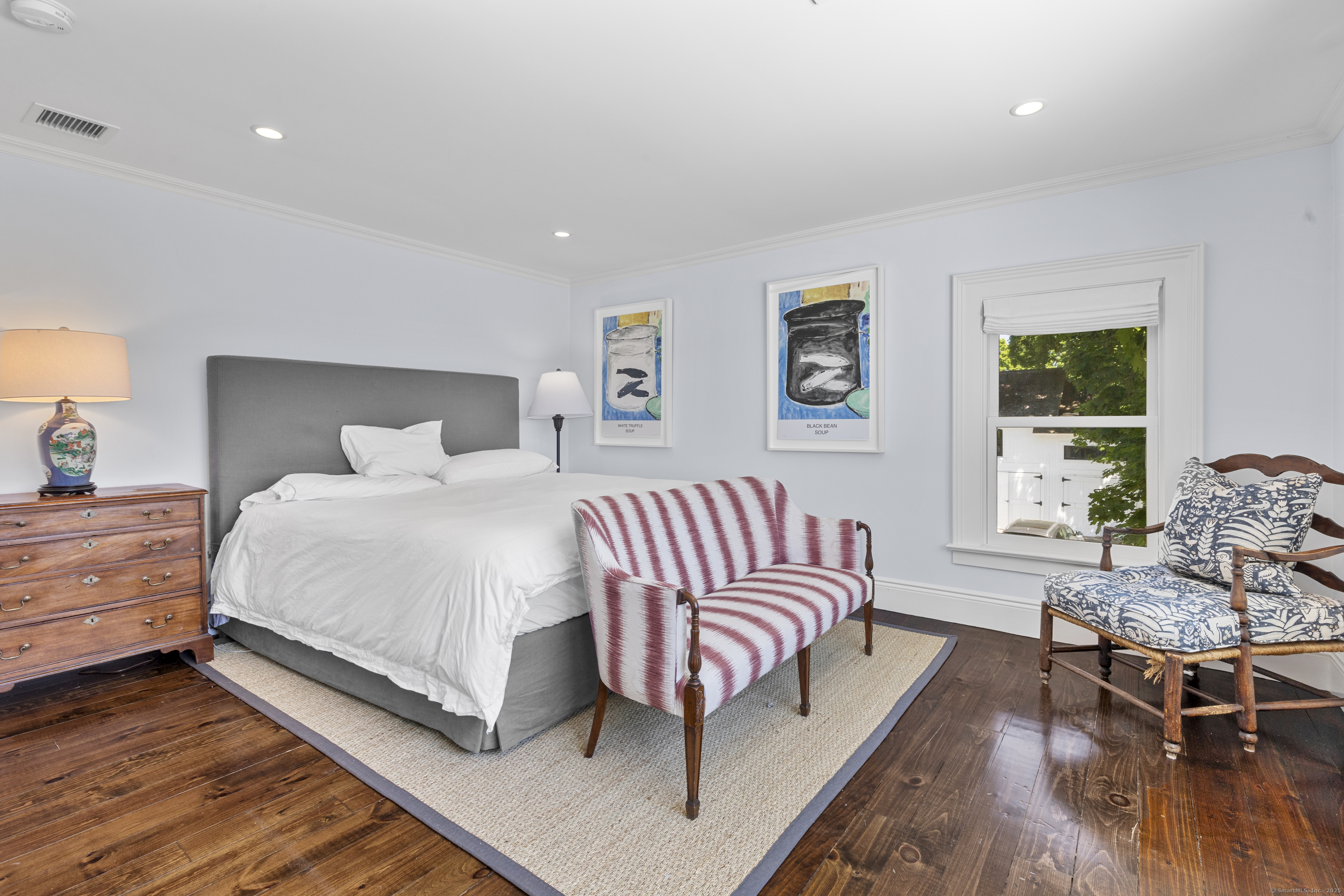 1 Foxboro Road