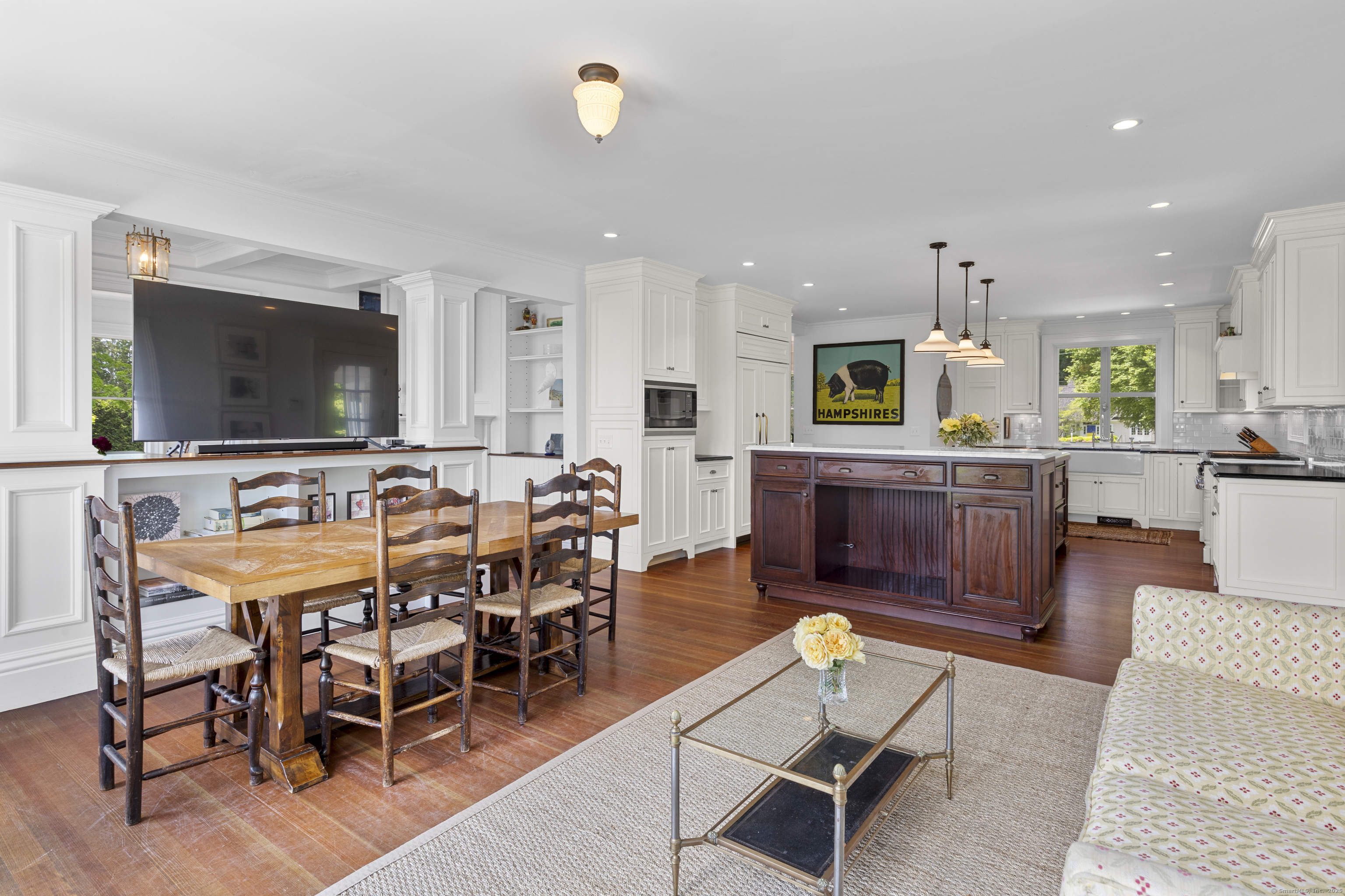 1 Foxboro Road