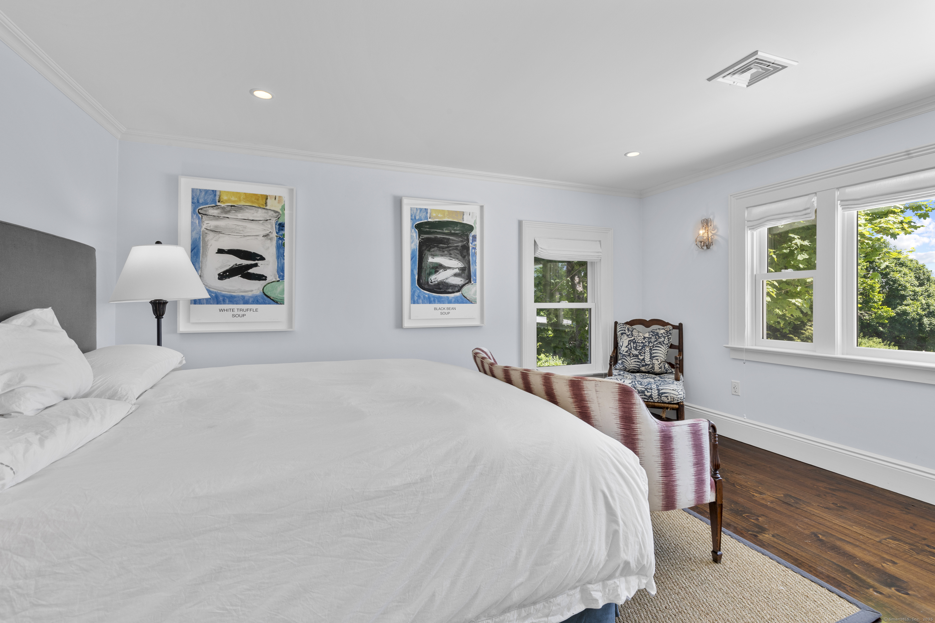 1 Foxboro Road