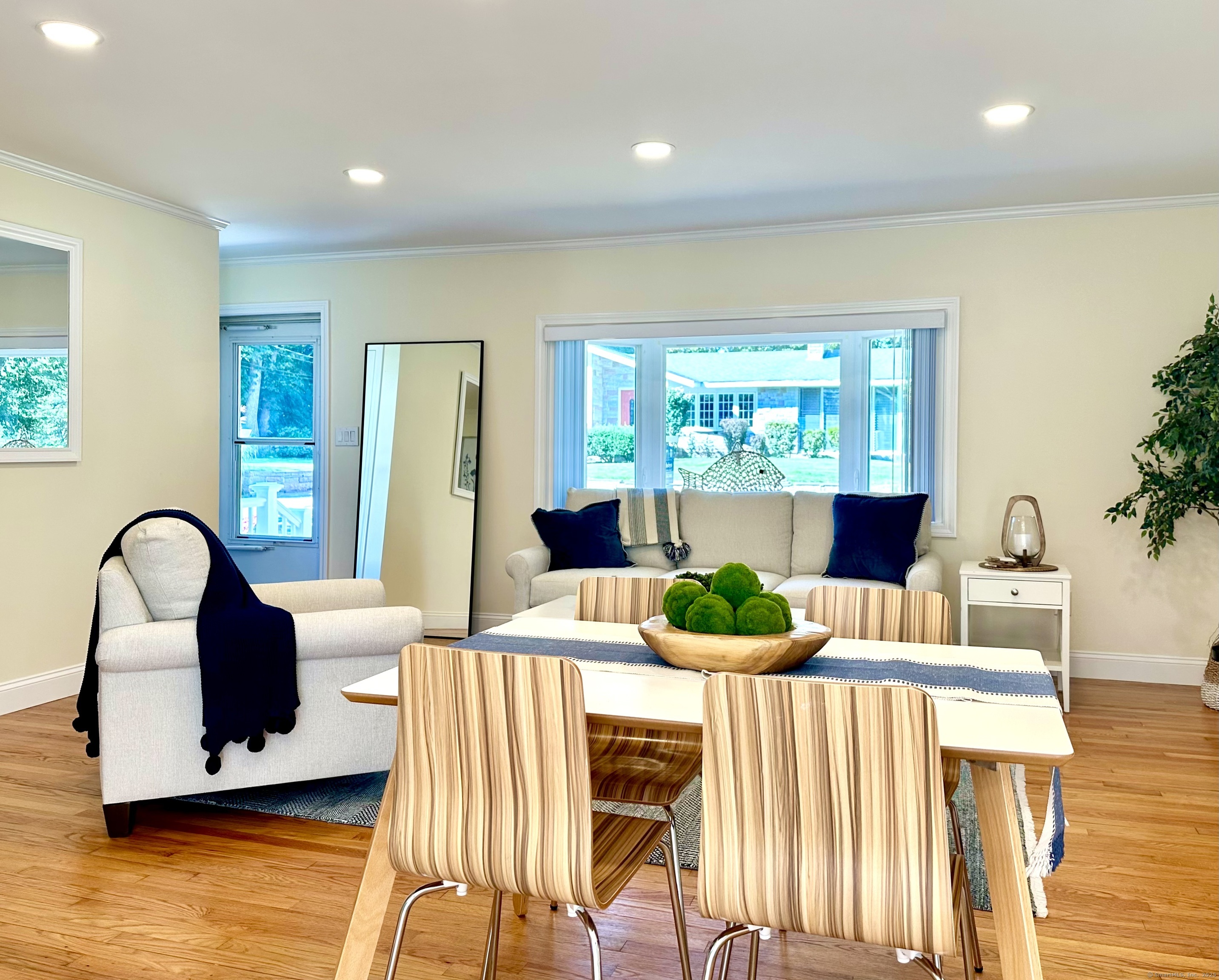 16 Seagull Road