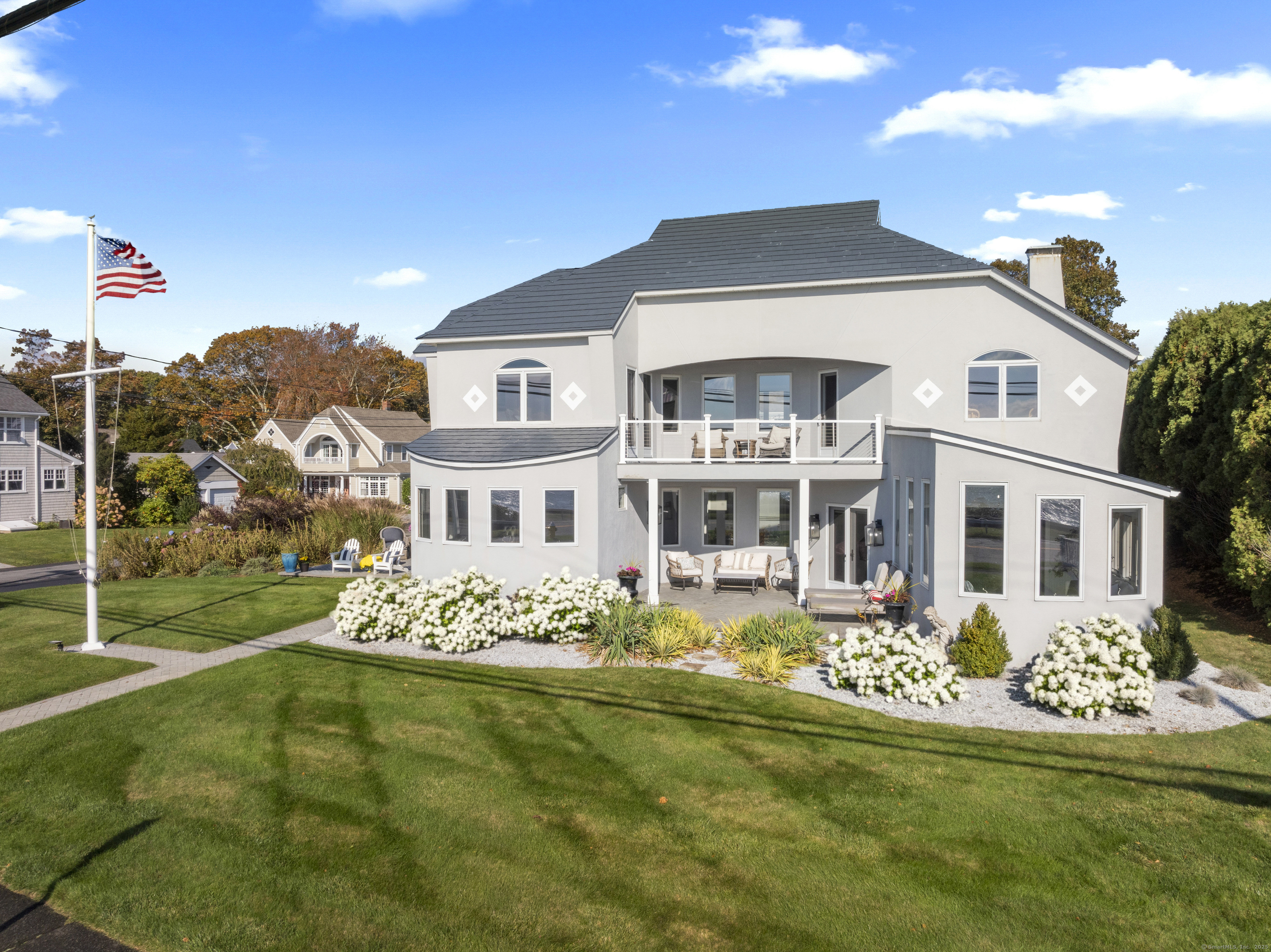 372 Maple Avenue