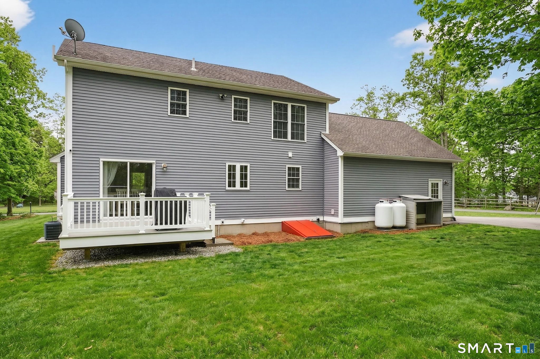 5 Tom Allyn Court