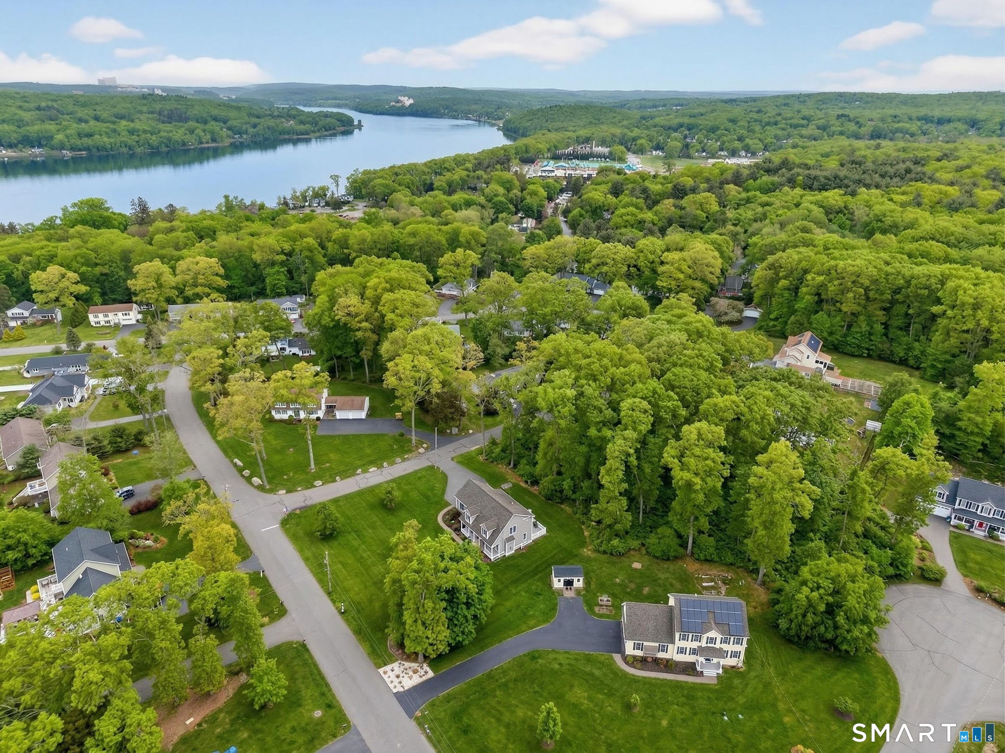 5 Tom Allyn Court