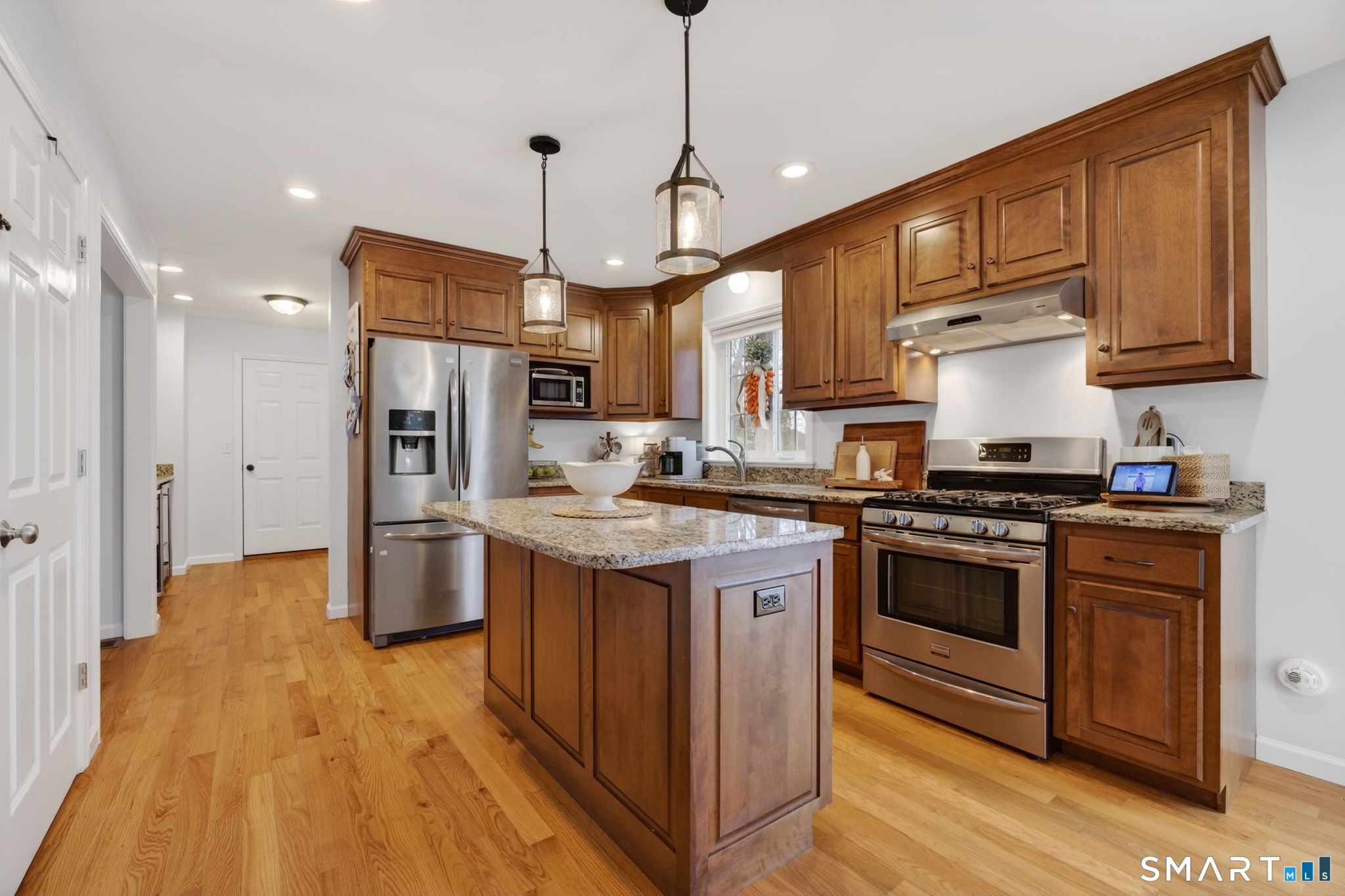 5 Tom Allyn Court