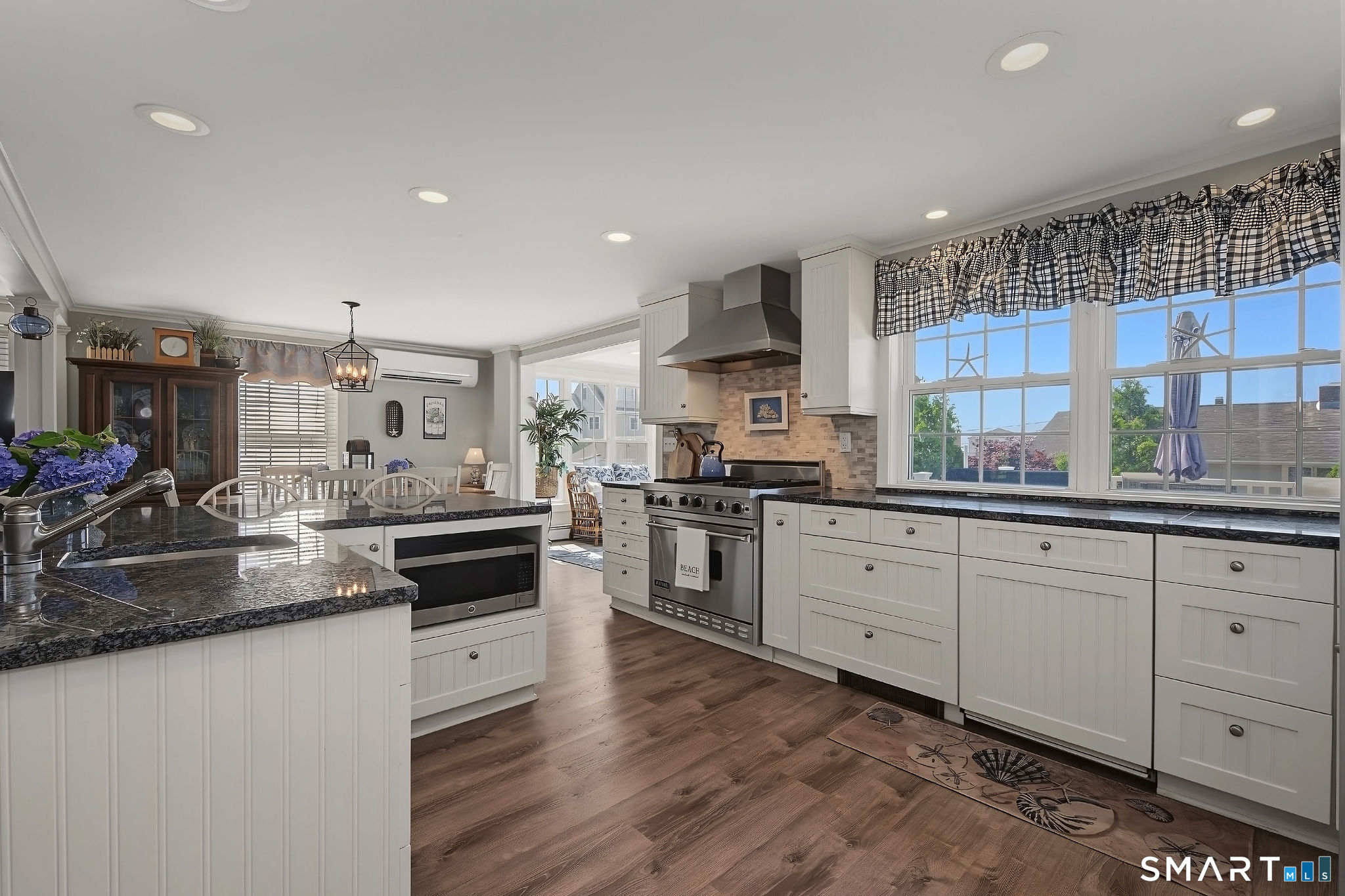 3 Mohican Road