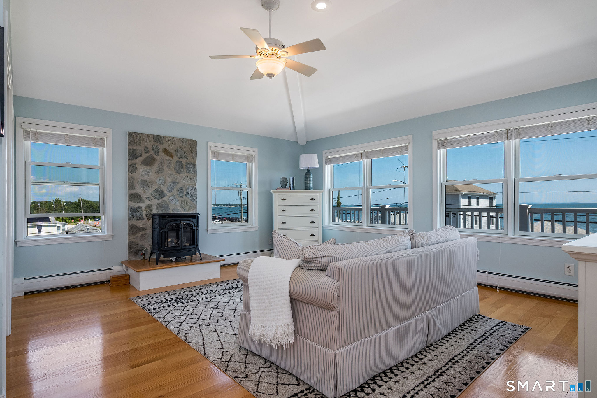 449 Seaside Avenue