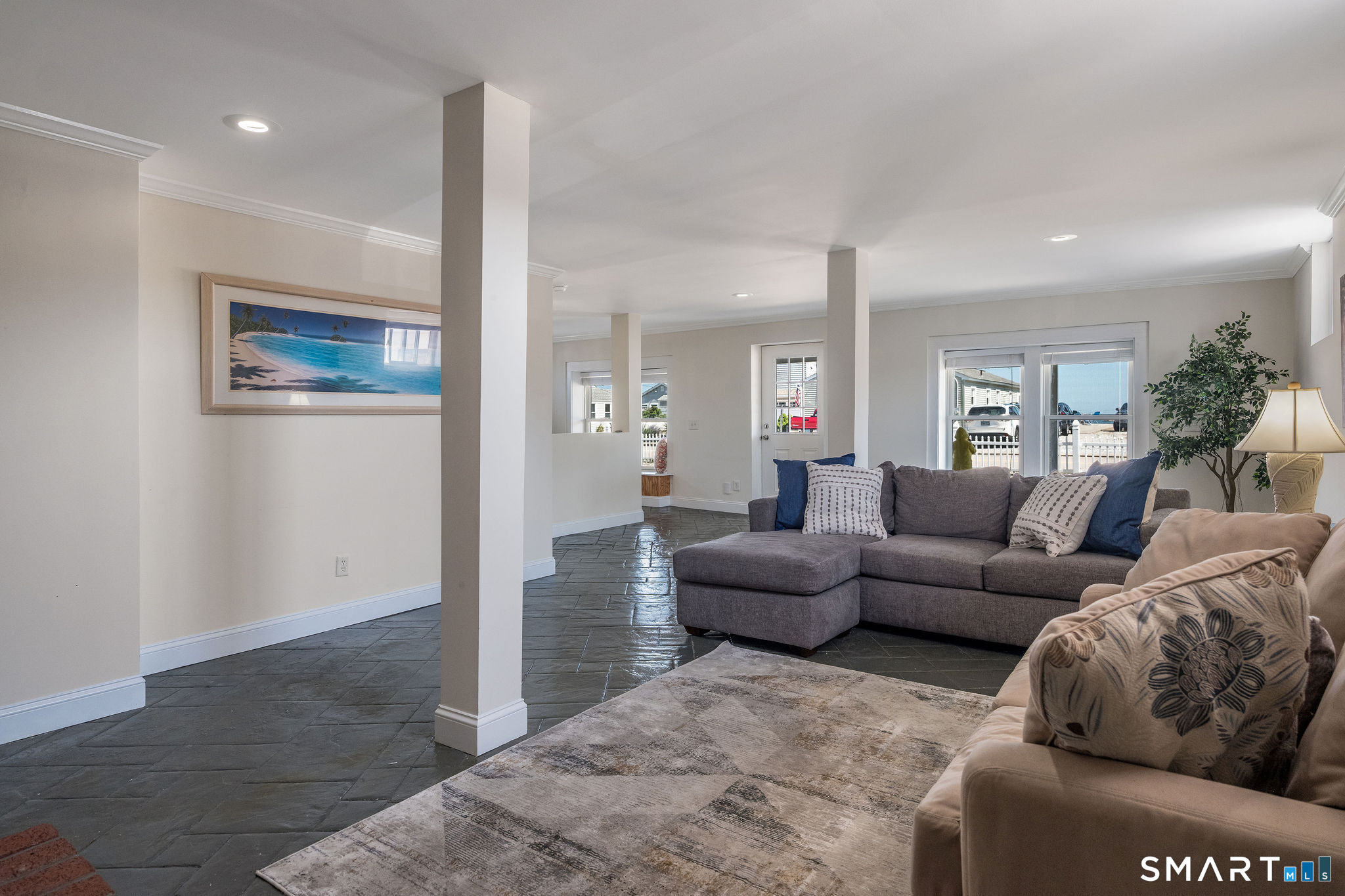 449 Seaside Avenue