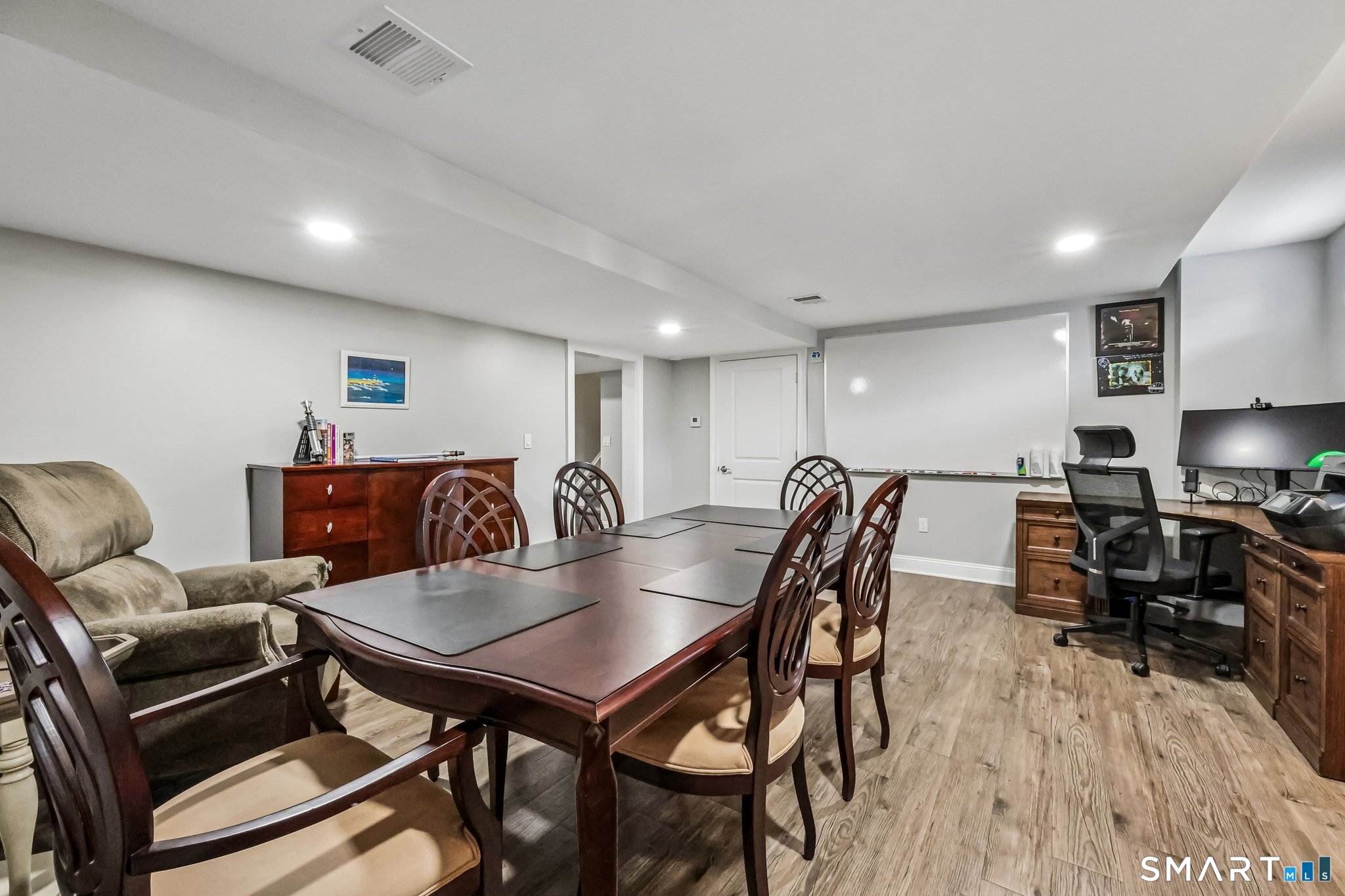 25 Sheffield Street Unit: 3
