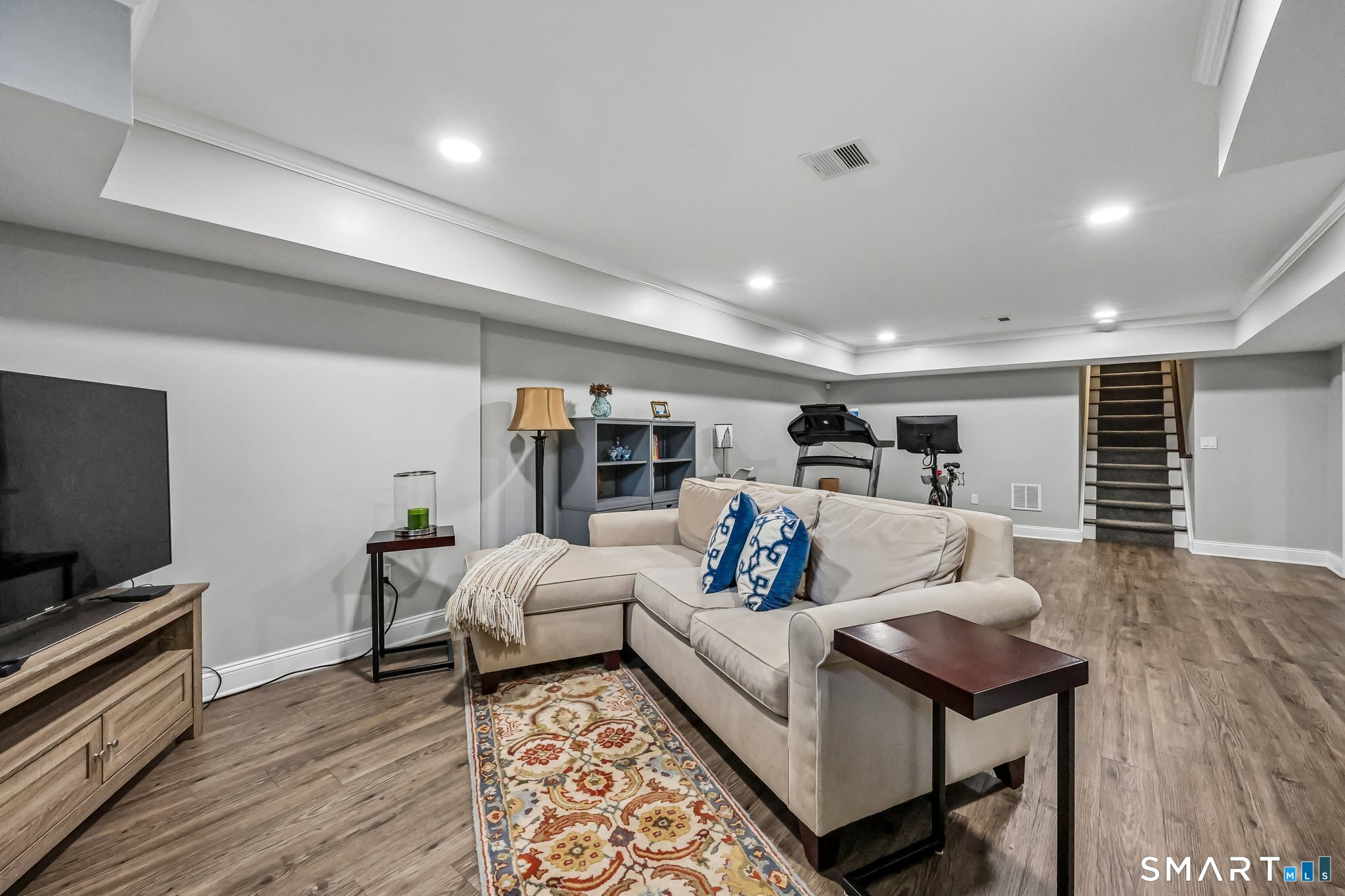 25 Sheffield Street Unit: 3