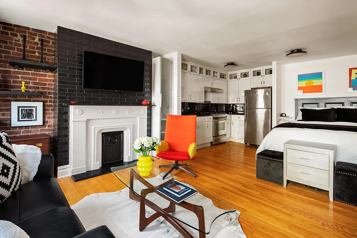 340 W 11TH Street 3EF