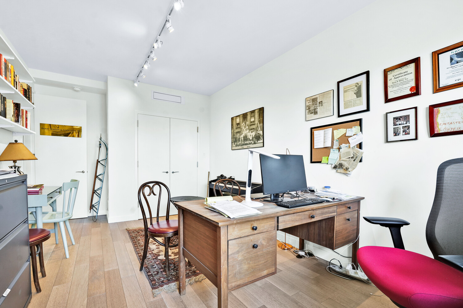 268 E BROADWAY A1706