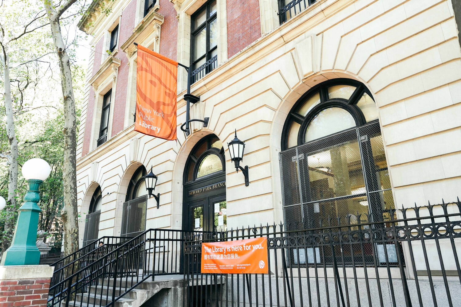 268 E BROADWAY A1706