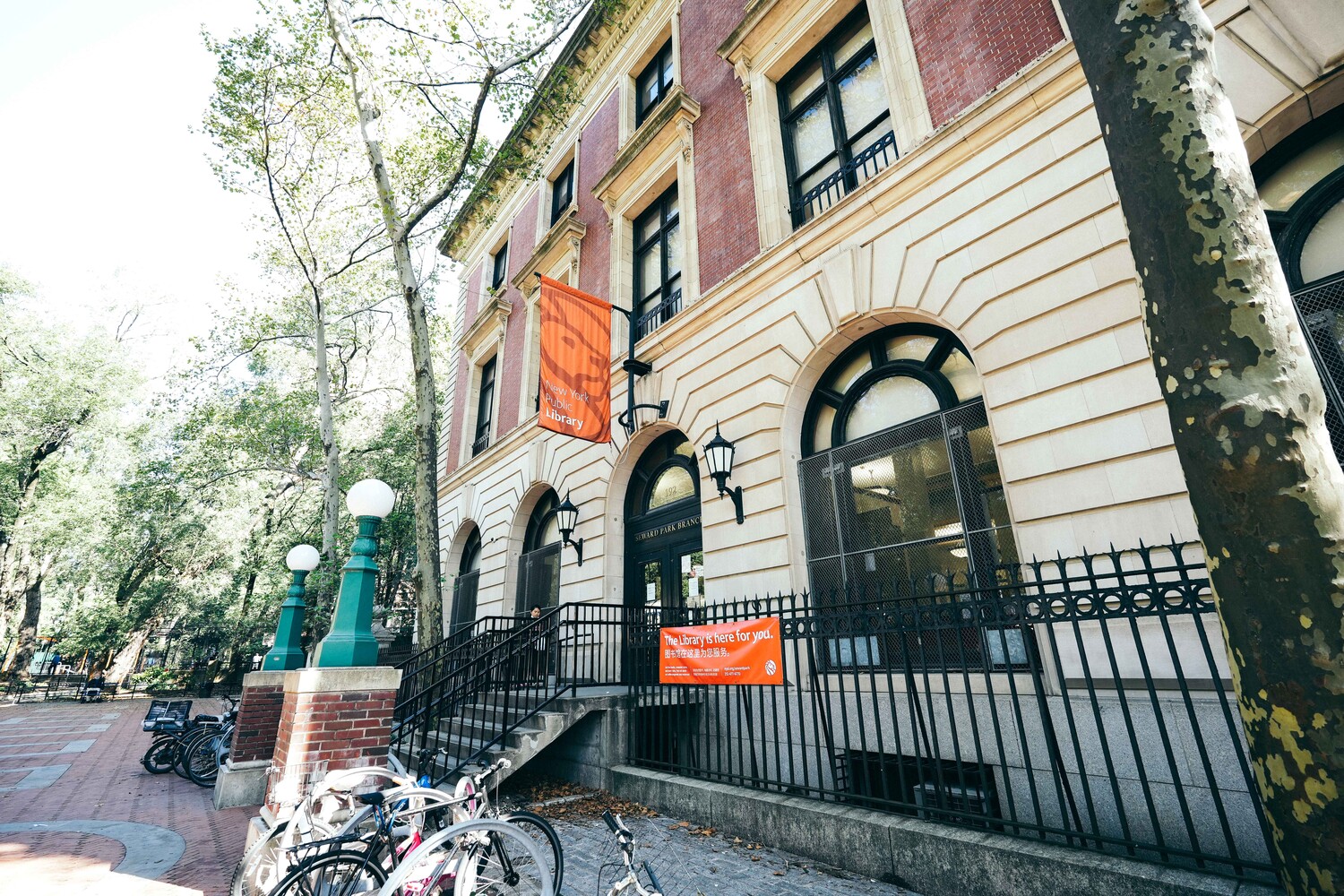 268 E BROADWAY A1706