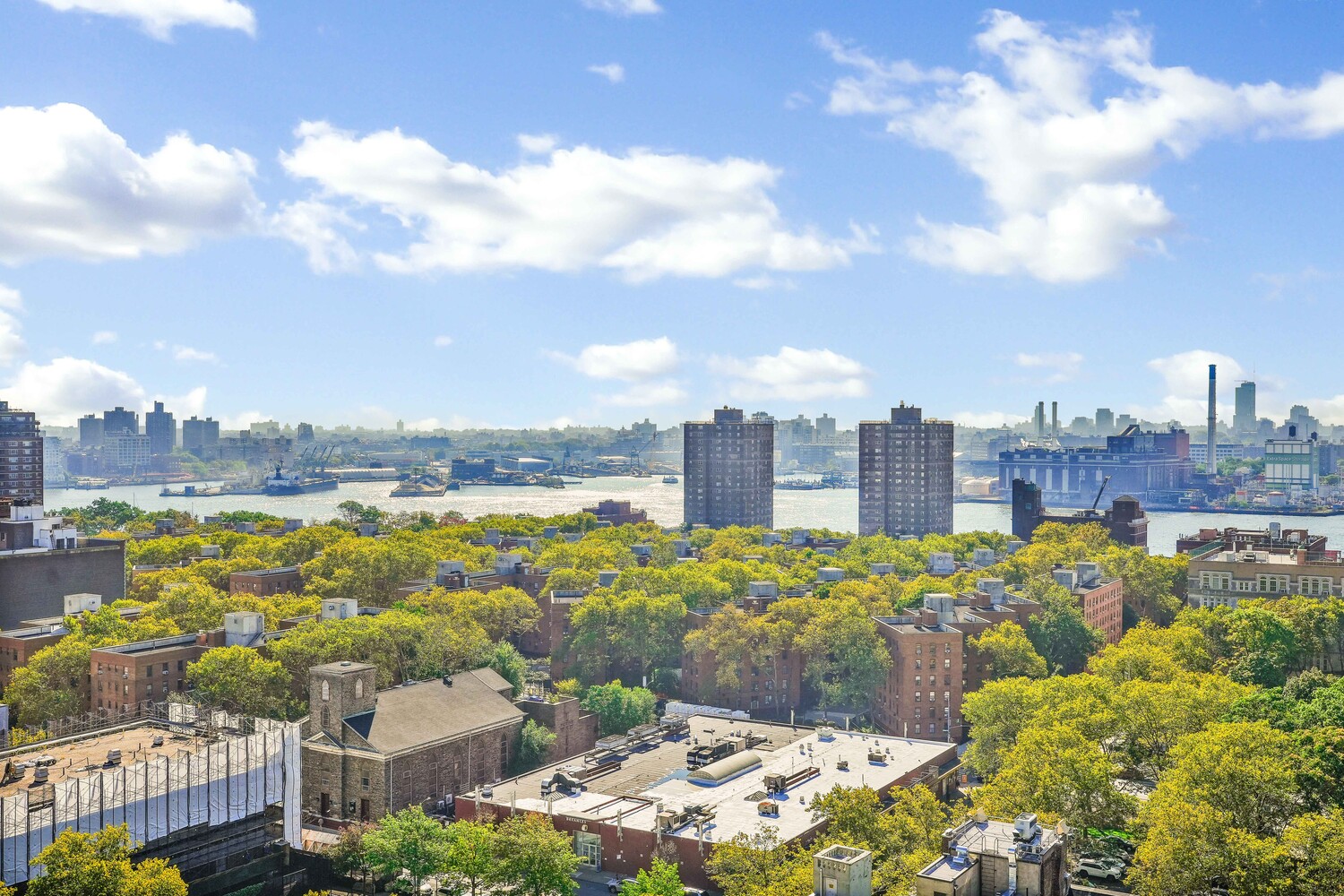 268 E BROADWAY A1706