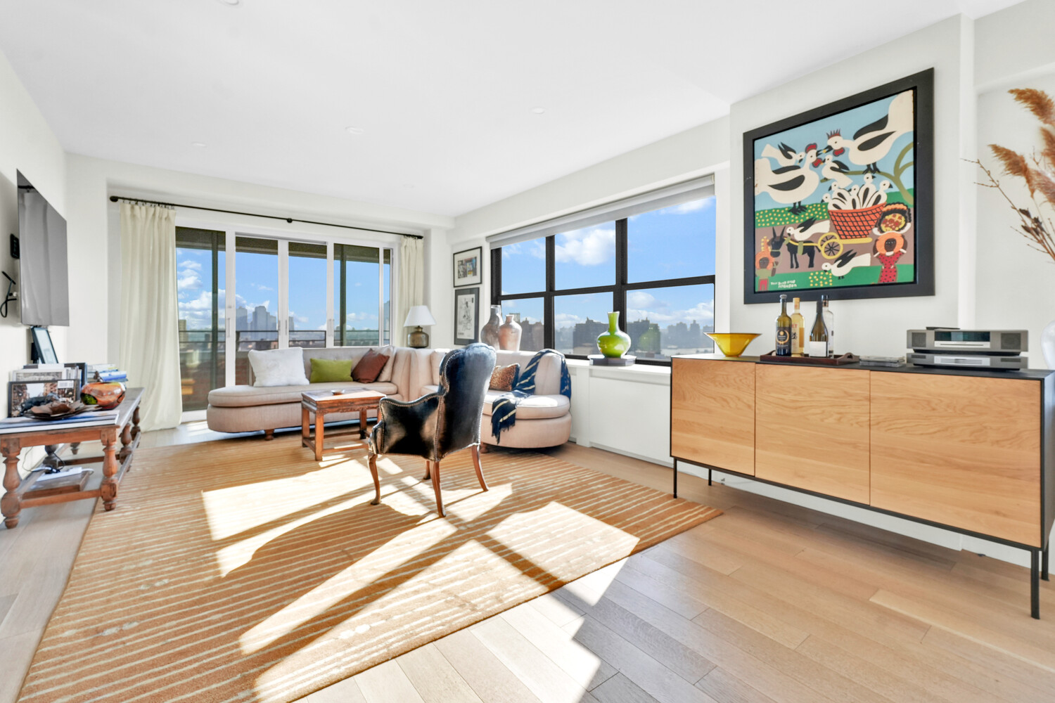 268 E BROADWAY A1706