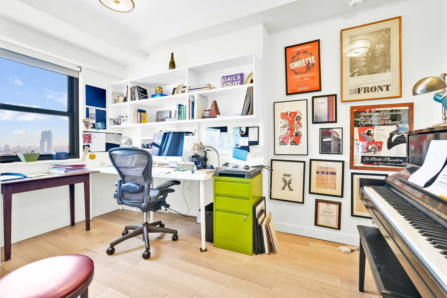 268 E BROADWAY A1706