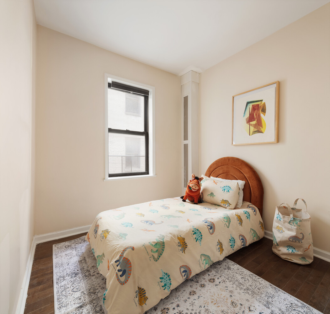 21-16 35TH Street 3G
