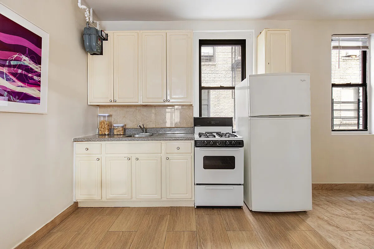 21-38 35TH Street 1B