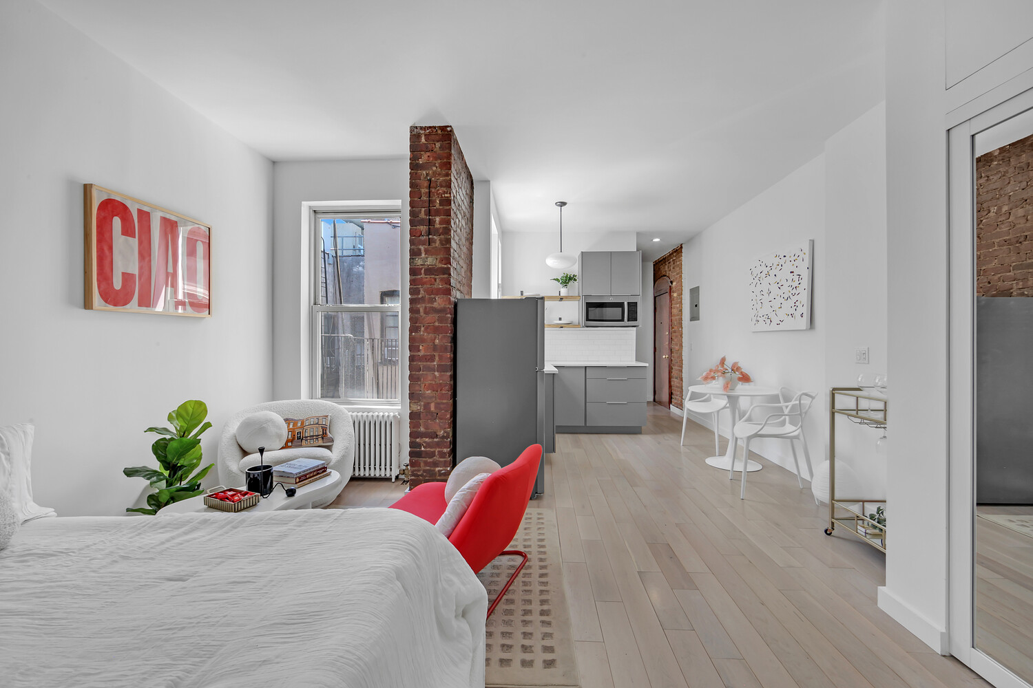 124 THOMPSON Street APT30