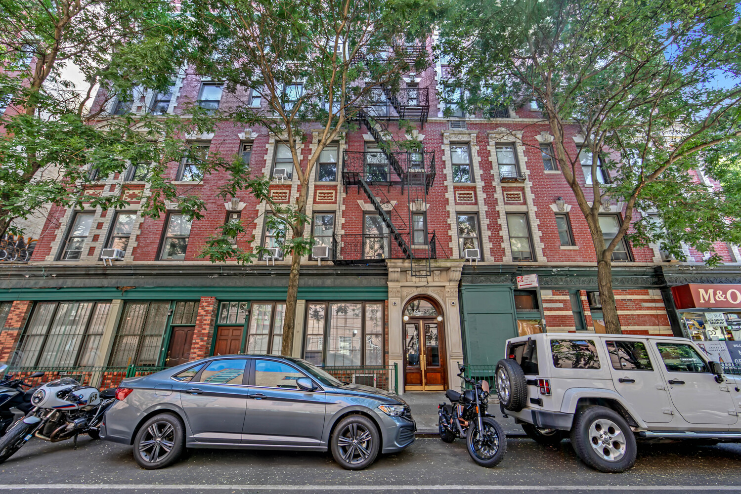 124 THOMPSON Street APT30