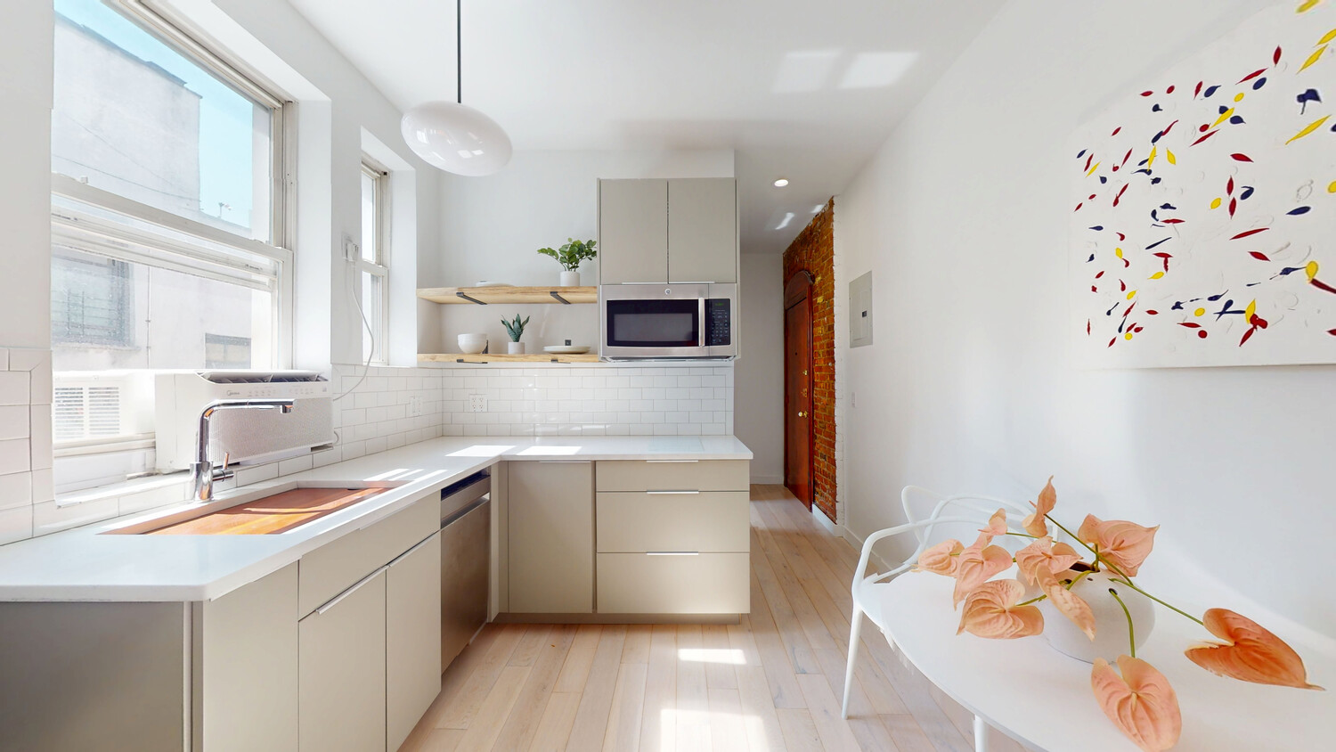 124 THOMPSON Street APT30