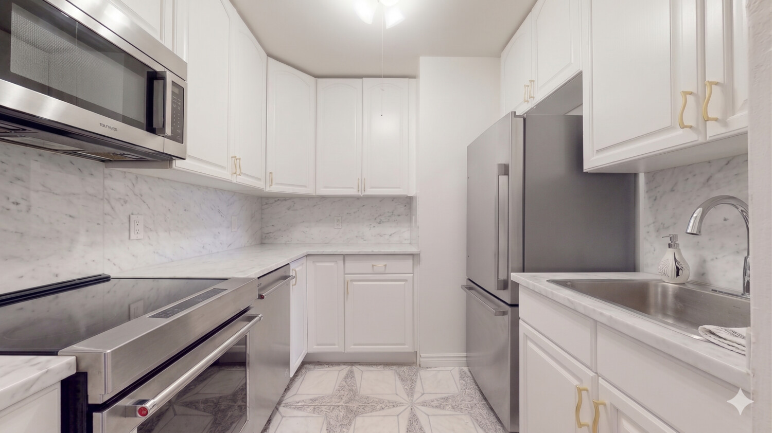 1200 GRAVESEND NECK Road 3L