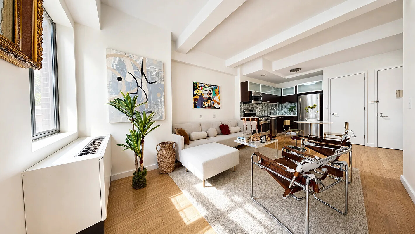 353 E 104th Street 2ff New York City Ny Us 10029 Rls20114655