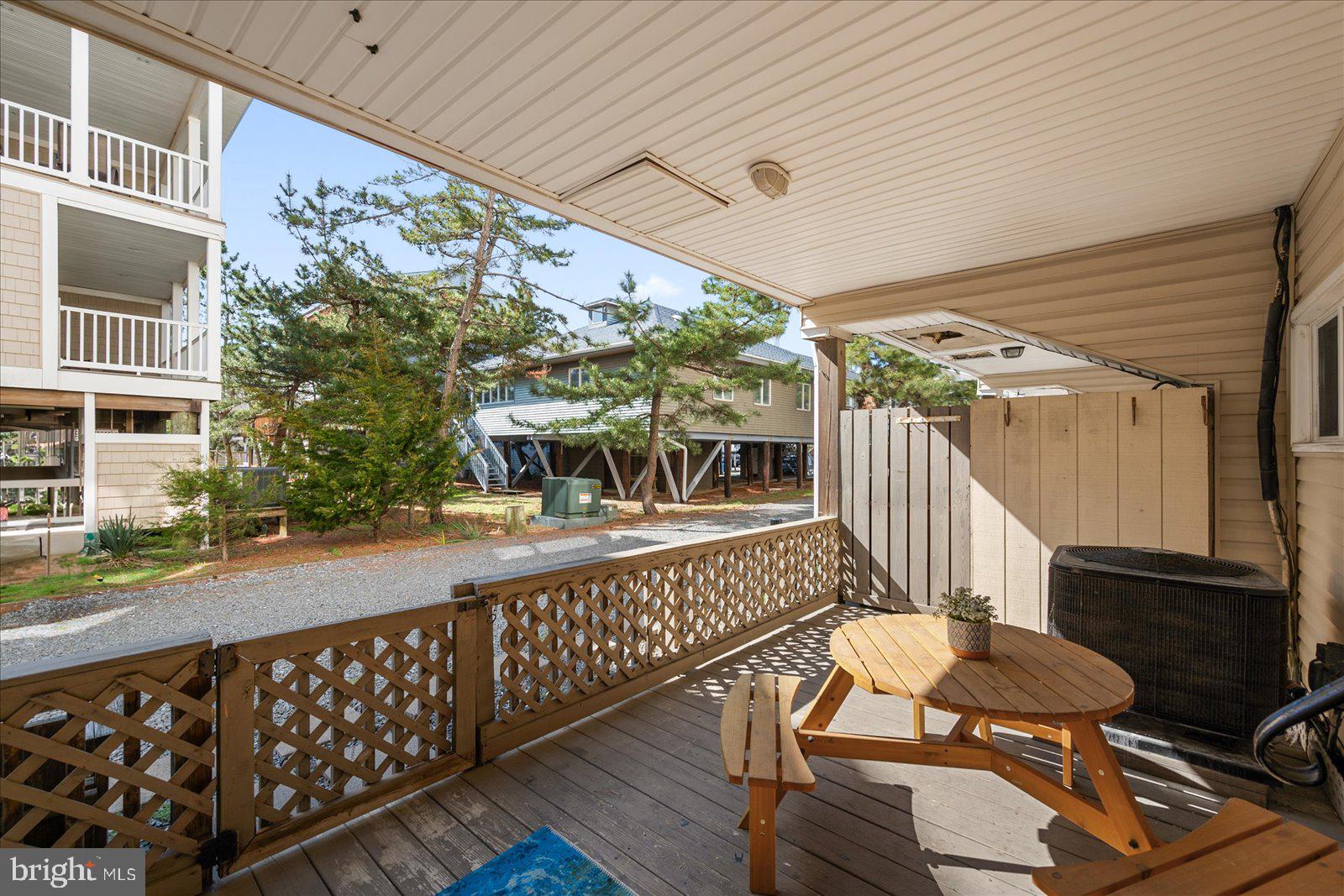 29174 OCEAN ROAD 105