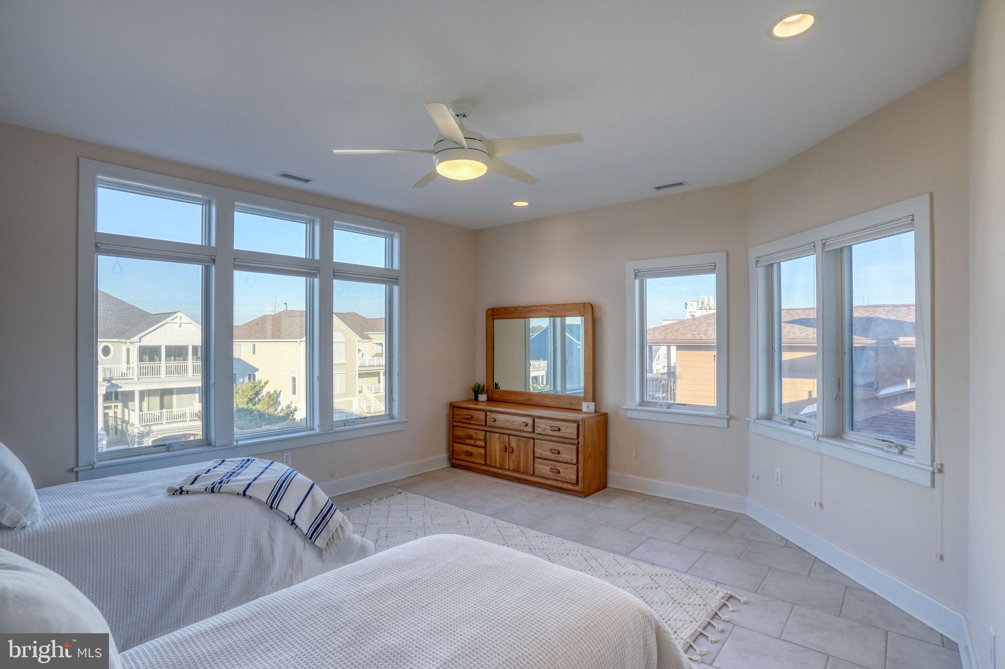 37105 OCEAN PARK LANE