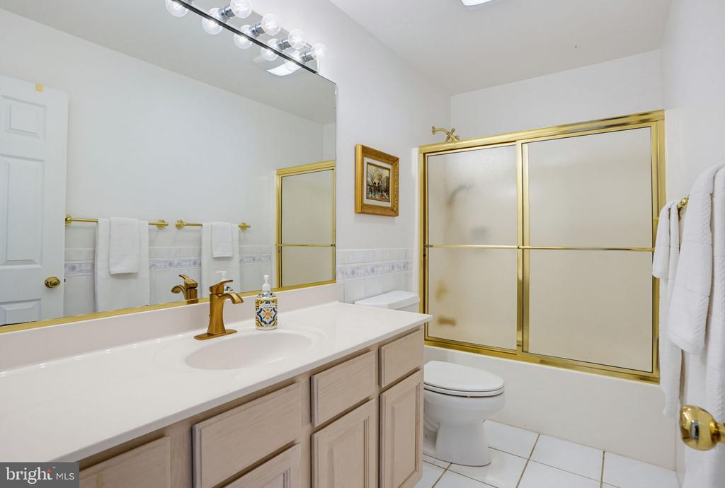 37135 OCEAN PARK LANE