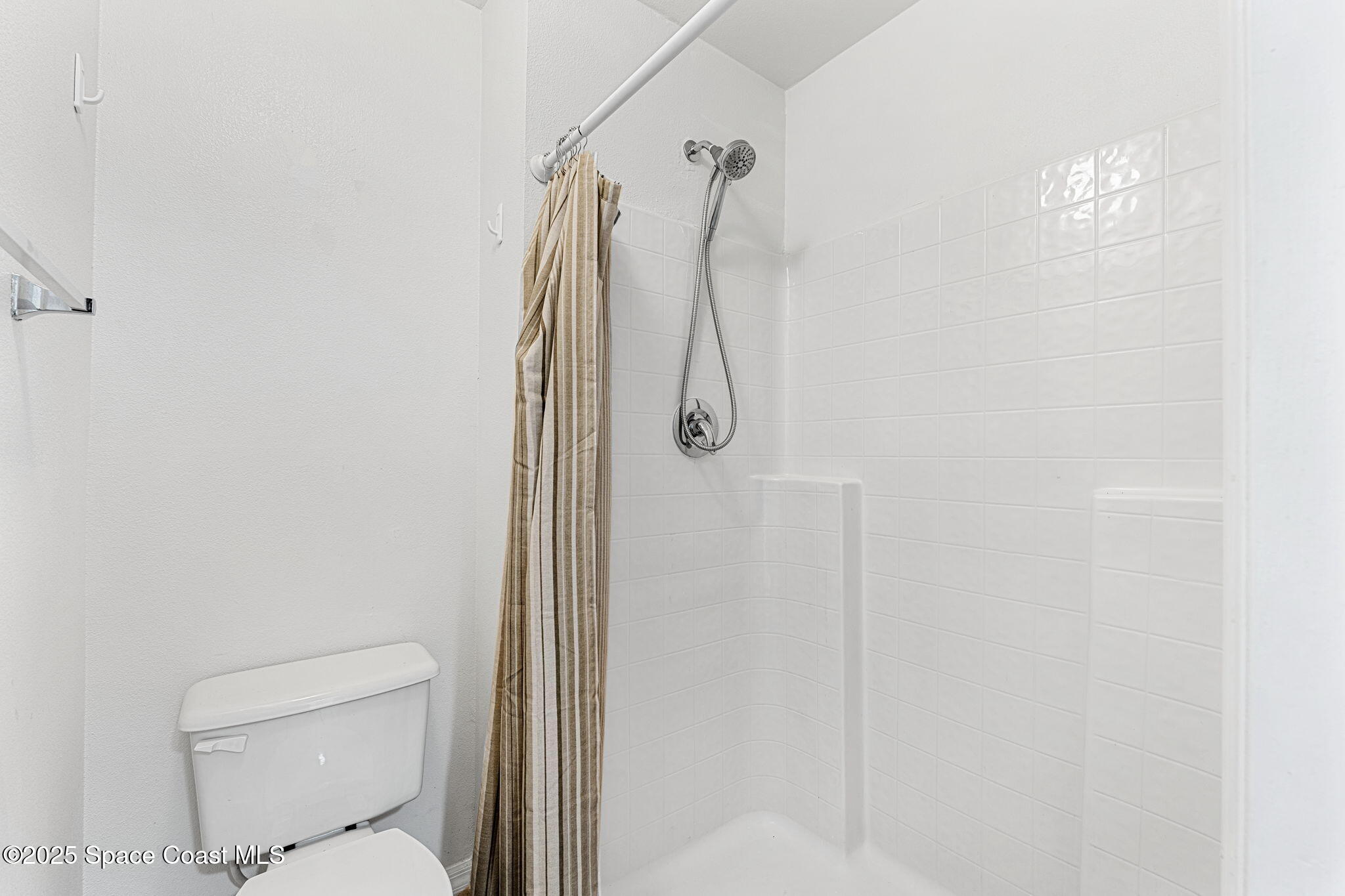 2223 Dryden Court