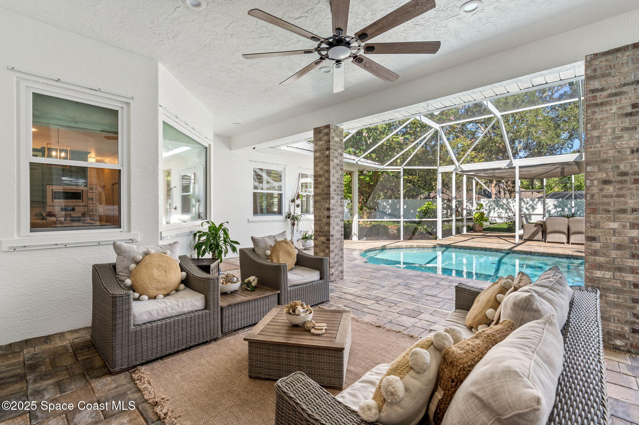 2115 River Oaks Court