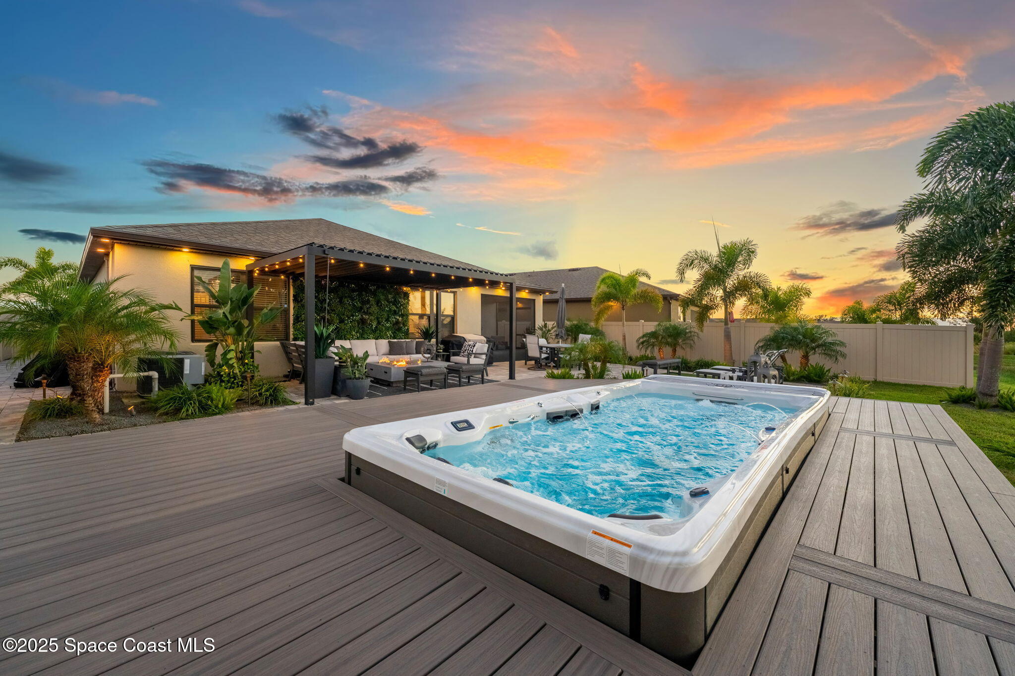 2013 Farmhouse Road SE