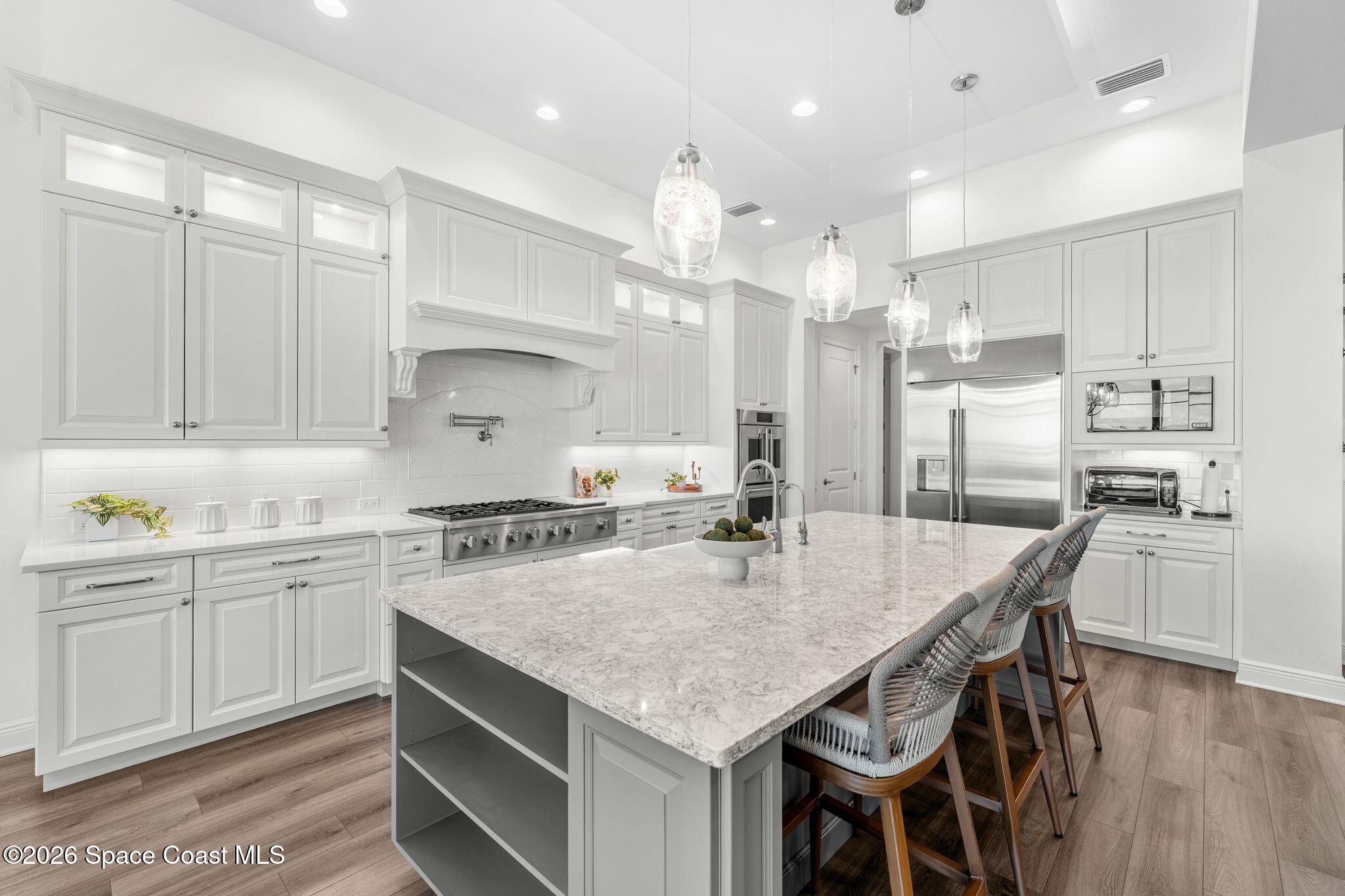 3638 Lake Adelaide Place