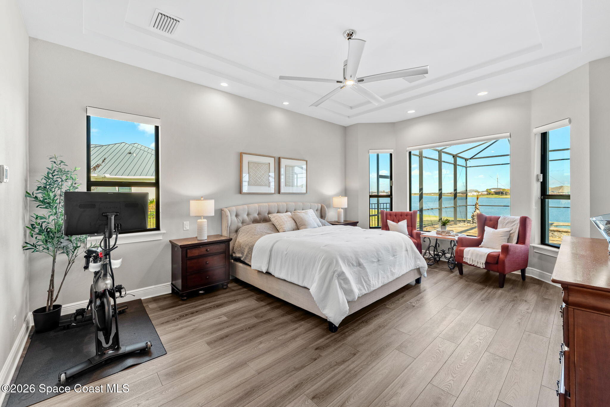 3638 Lake Adelaide Place