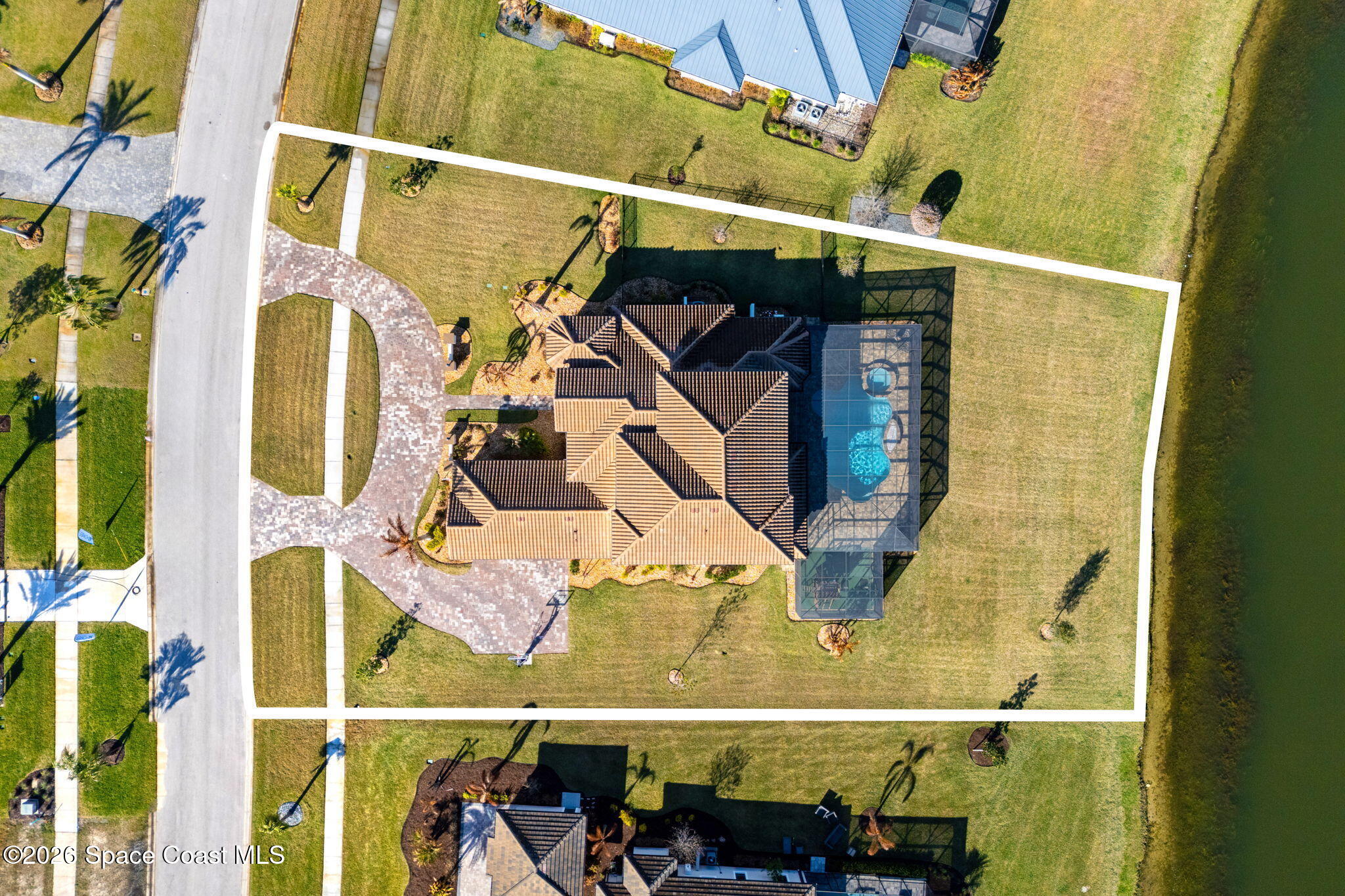 3638 Lake Adelaide Place