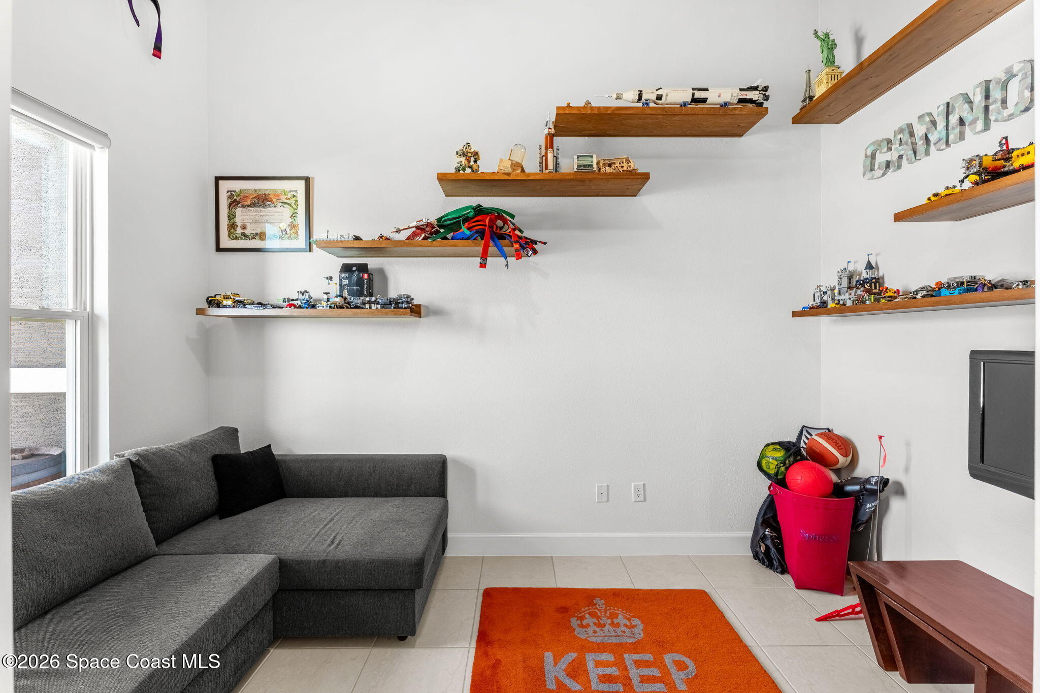 6234 W Fallsgrove Lane