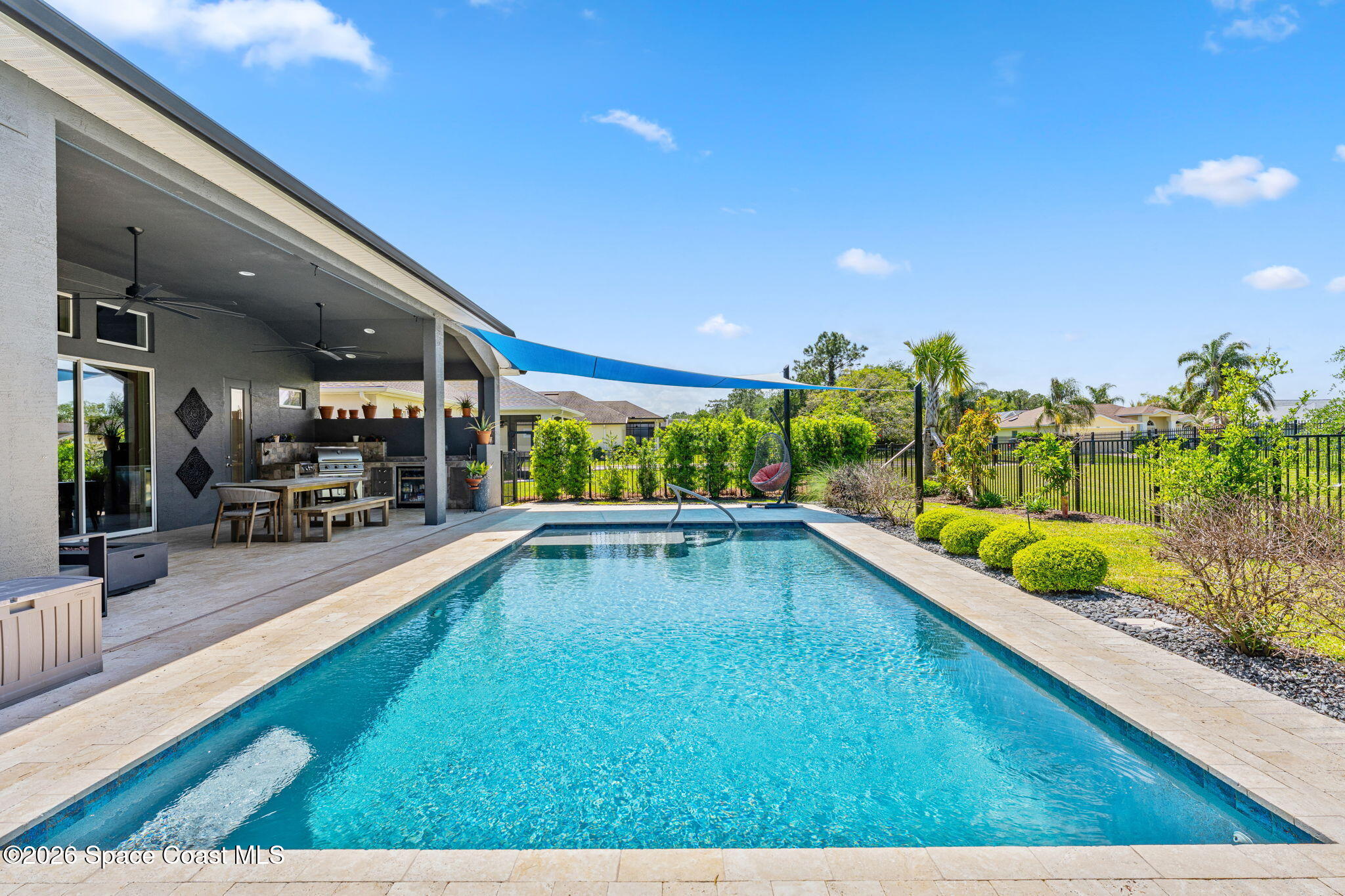 6234 W Fallsgrove Lane