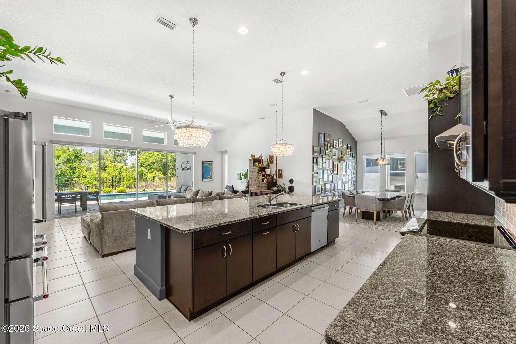 6234 W Fallsgrove Lane