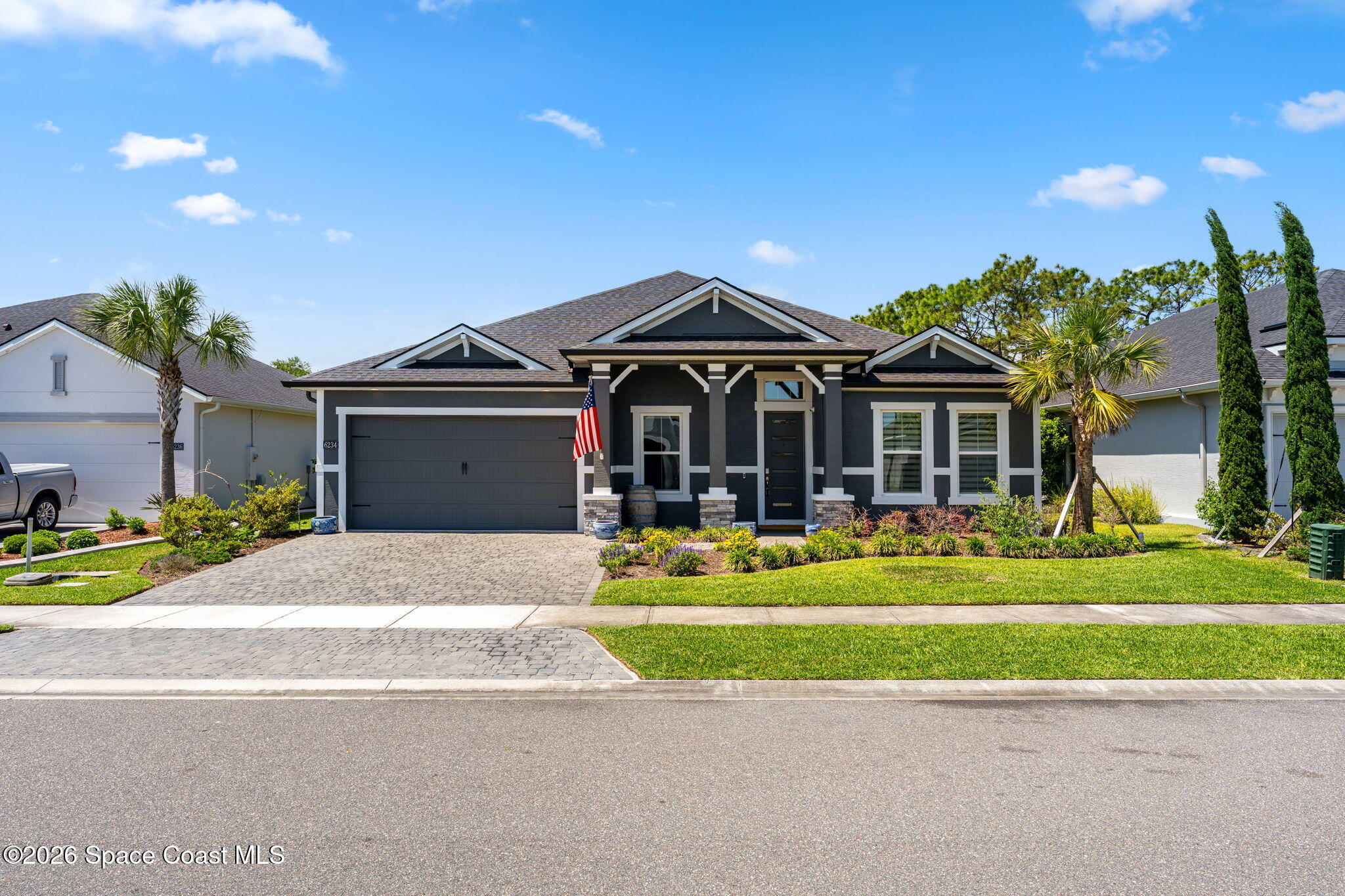 6234 W Fallsgrove Lane