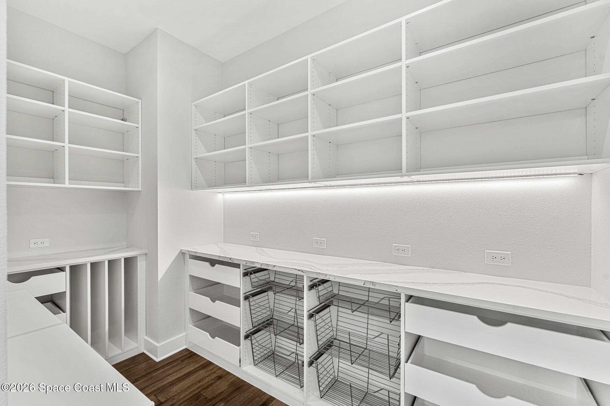 3698 Lake Adelaide Place