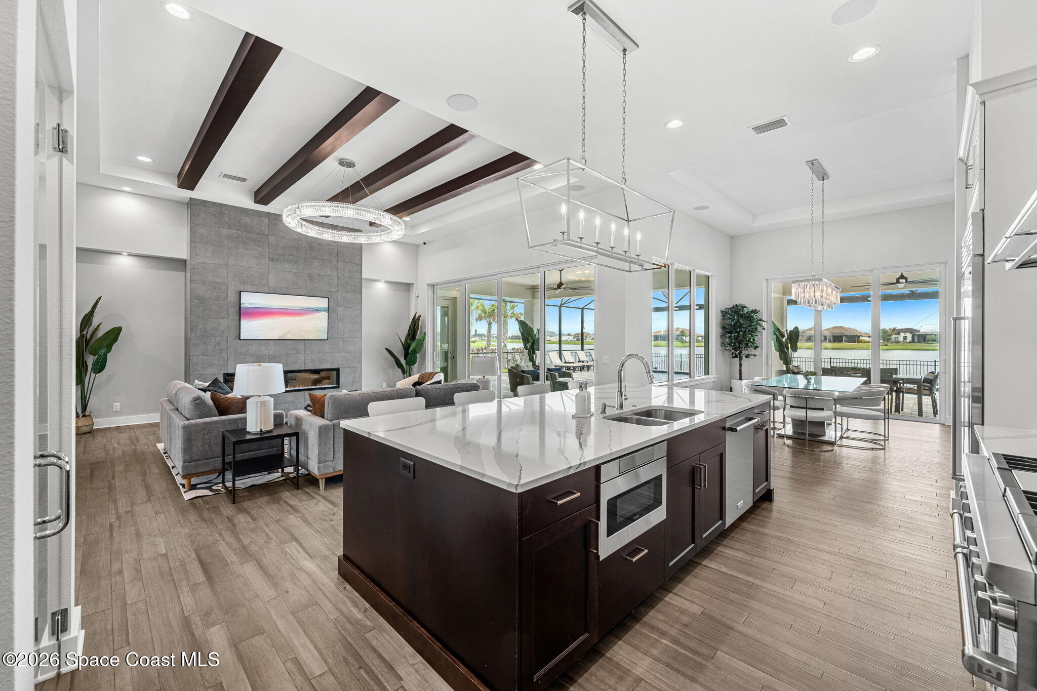 3698 Lake Adelaide Place