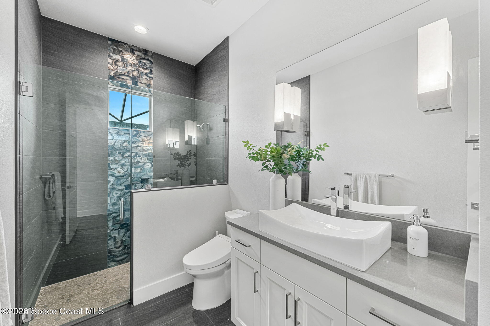 3698 Lake Adelaide Place