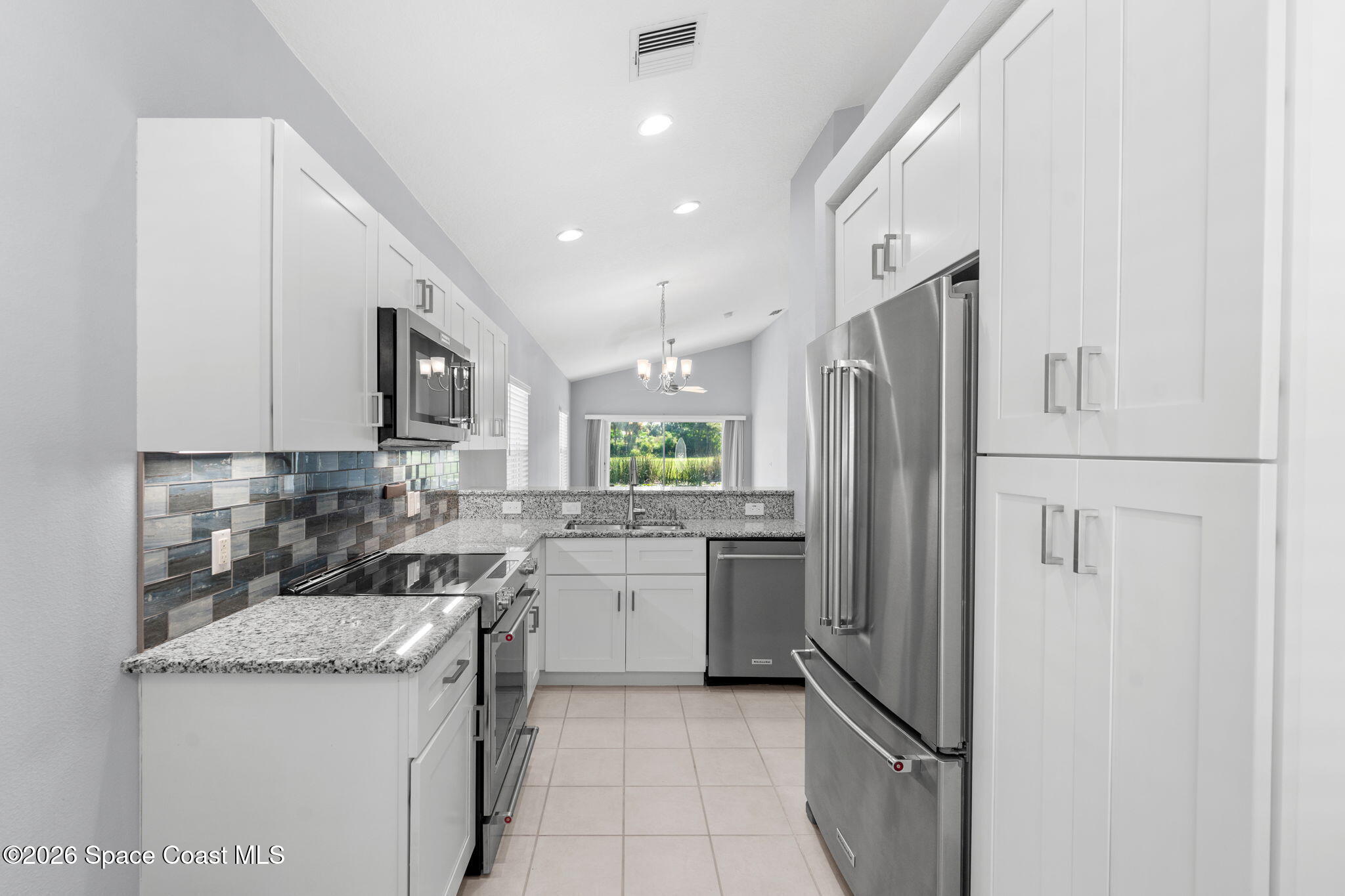 761 E Plantation Drive
